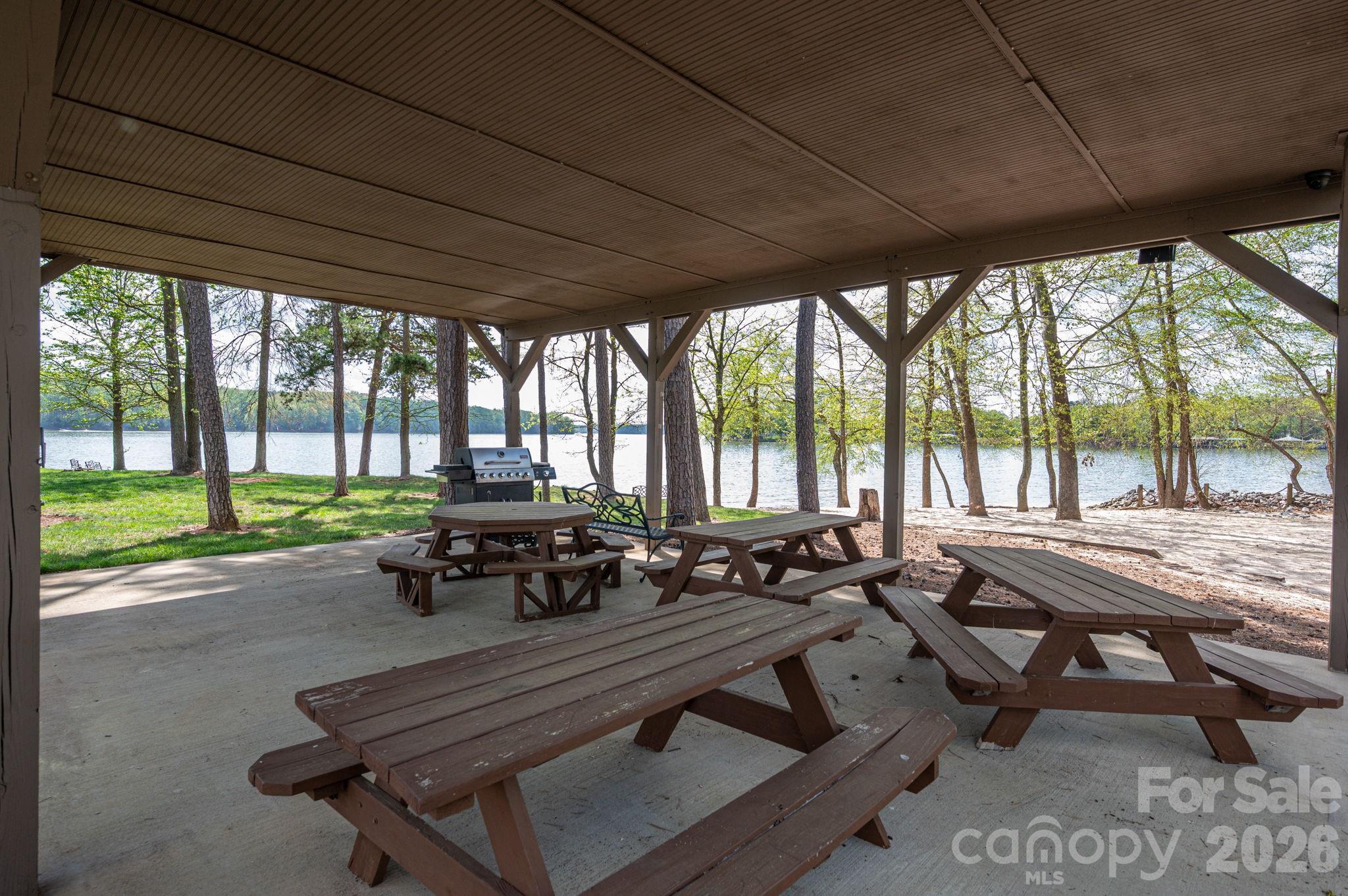 1116 Verdant Ridge Circle Property Photo 31