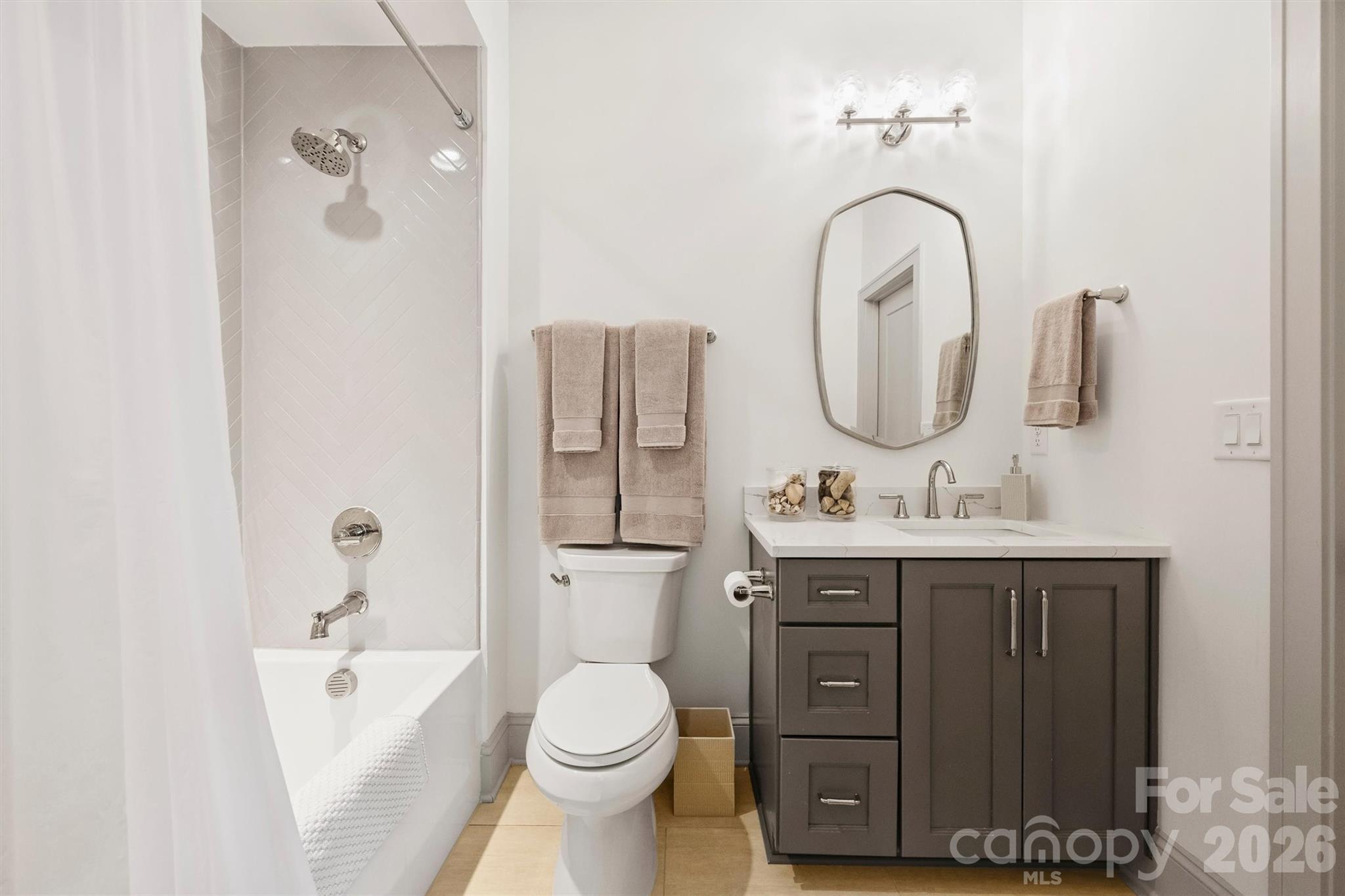 1525 Lynway Drive Property Photo 36