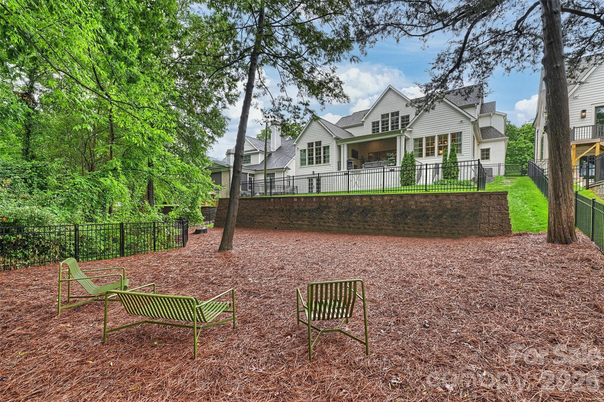 1525 Lynway Drive Property Photo 48