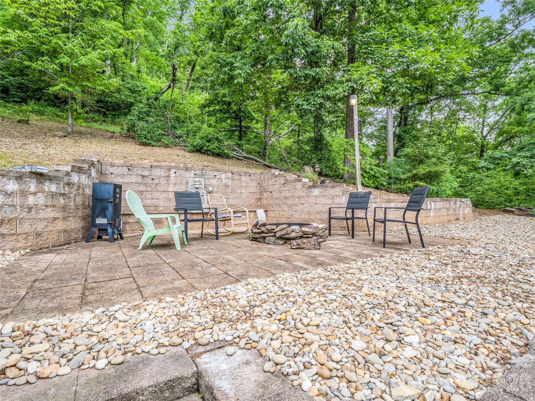 122 Raptor Court Property Photo 7