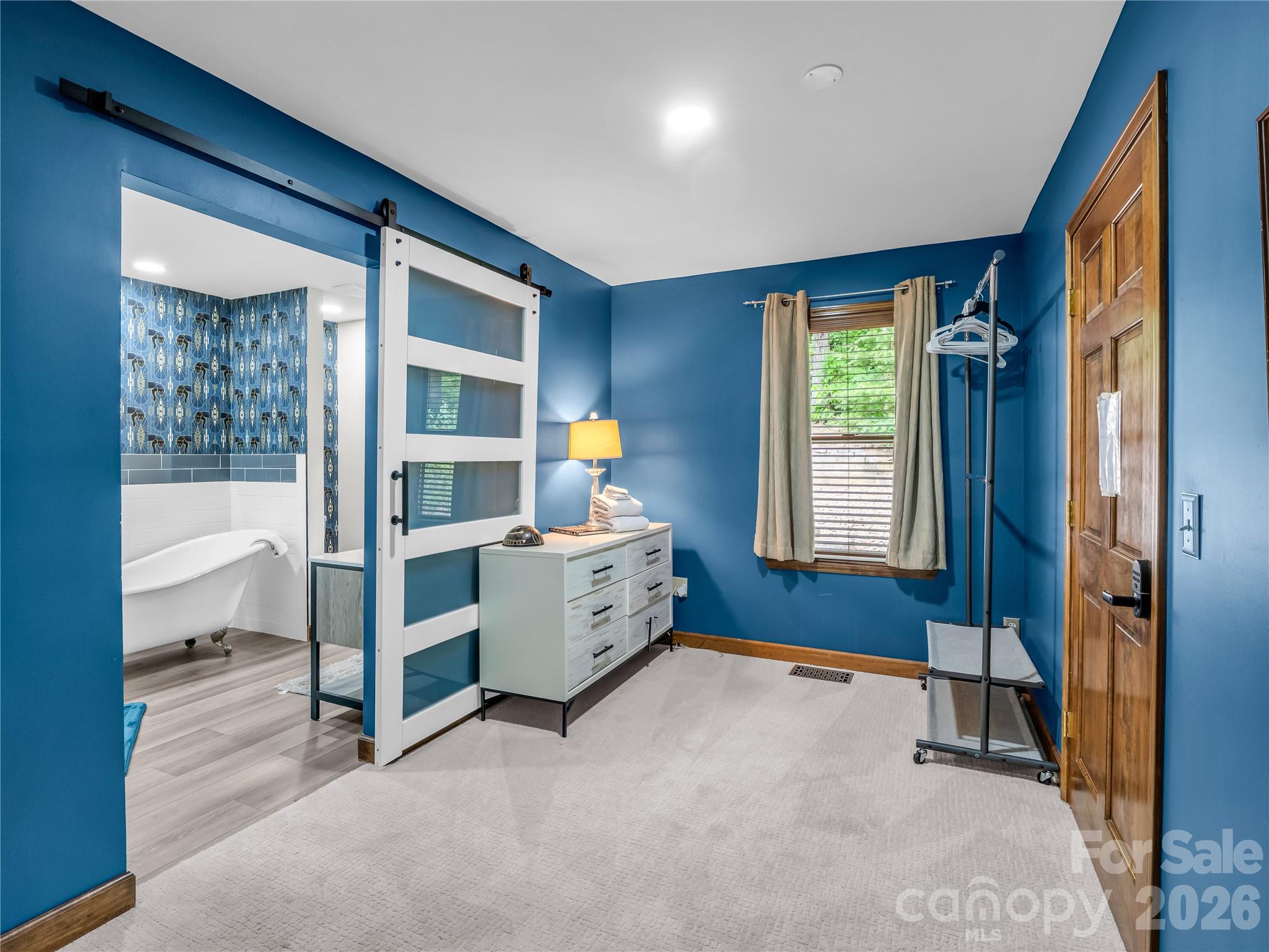 122 Raptor Court Property Photo 17