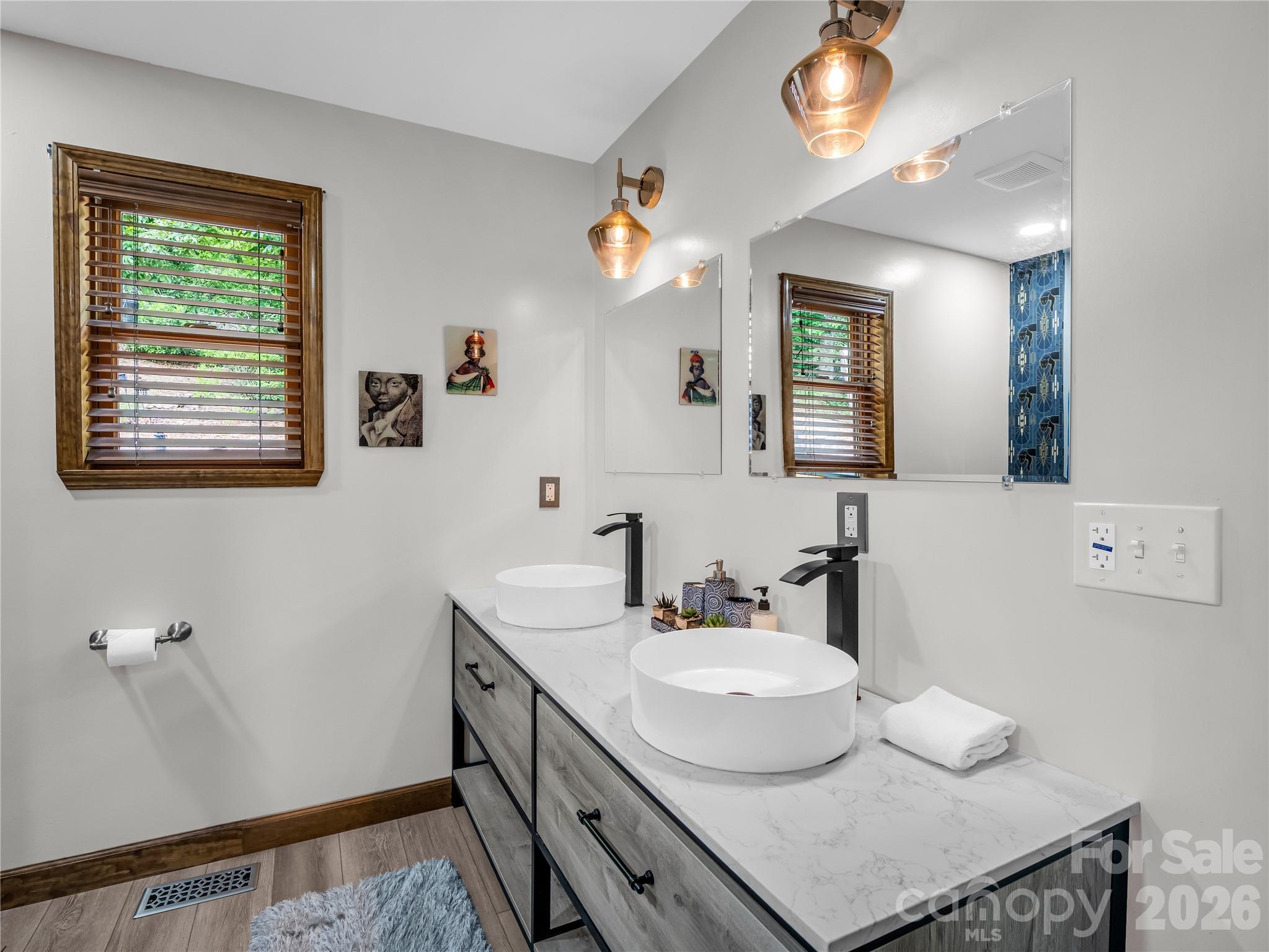 122 Raptor Court Property Photo 18