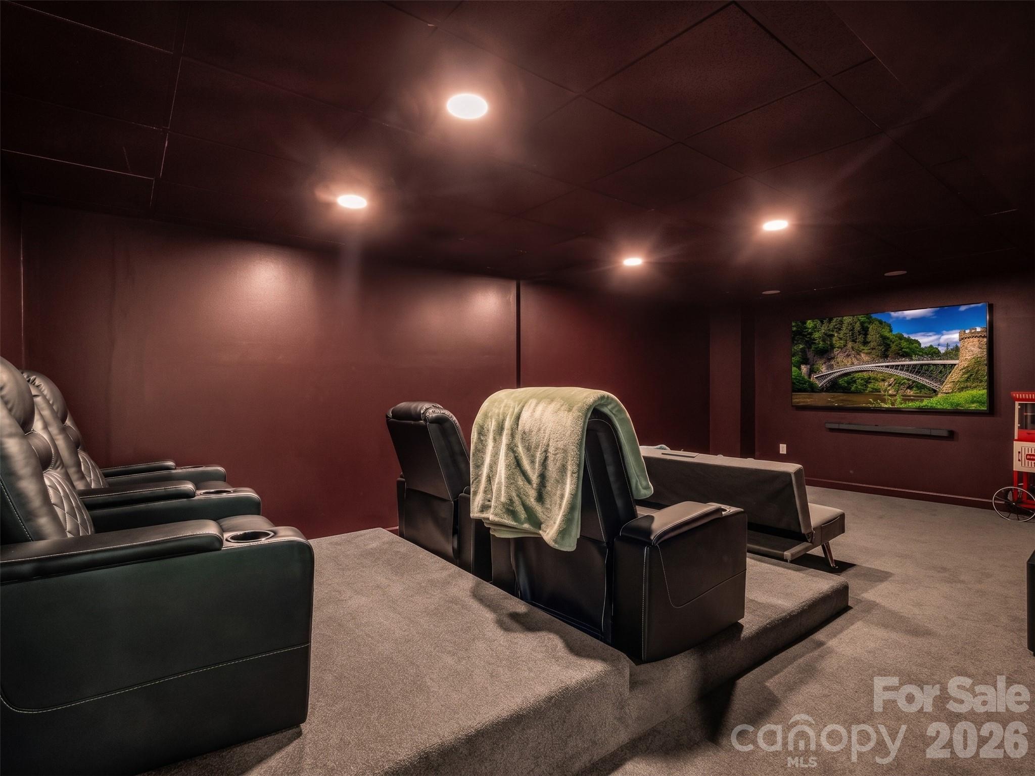122 Raptor Court Property Photo 22
