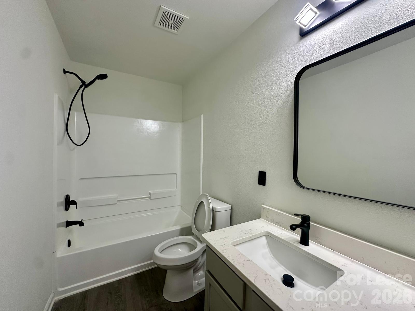 340 Zander Woods Court Property Photo 17