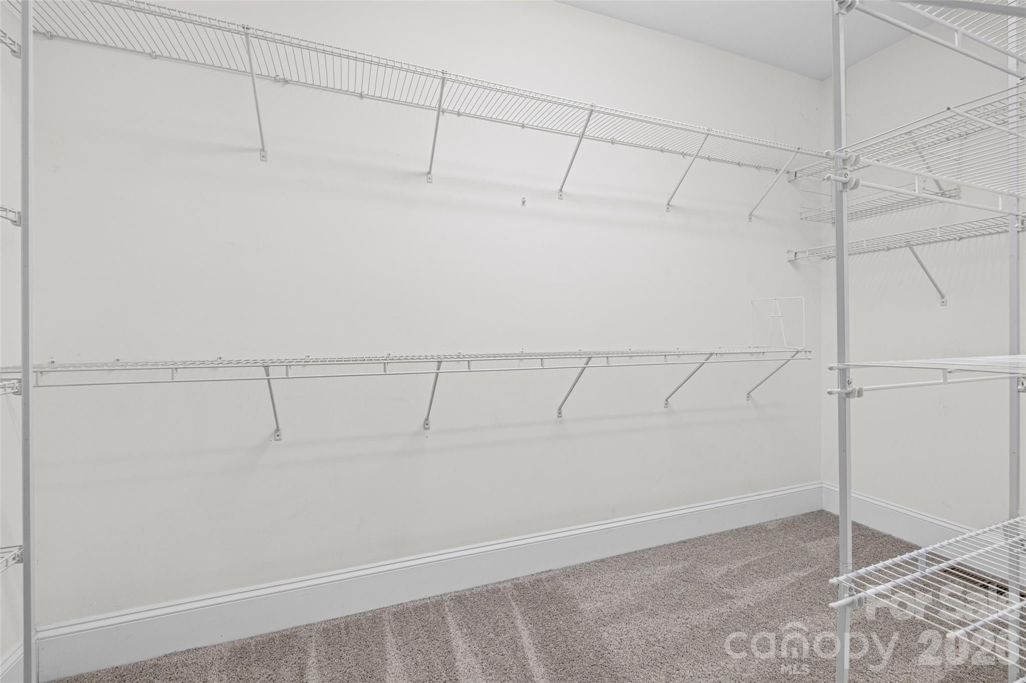 3522 Aqua Point Drive Property Photo 18