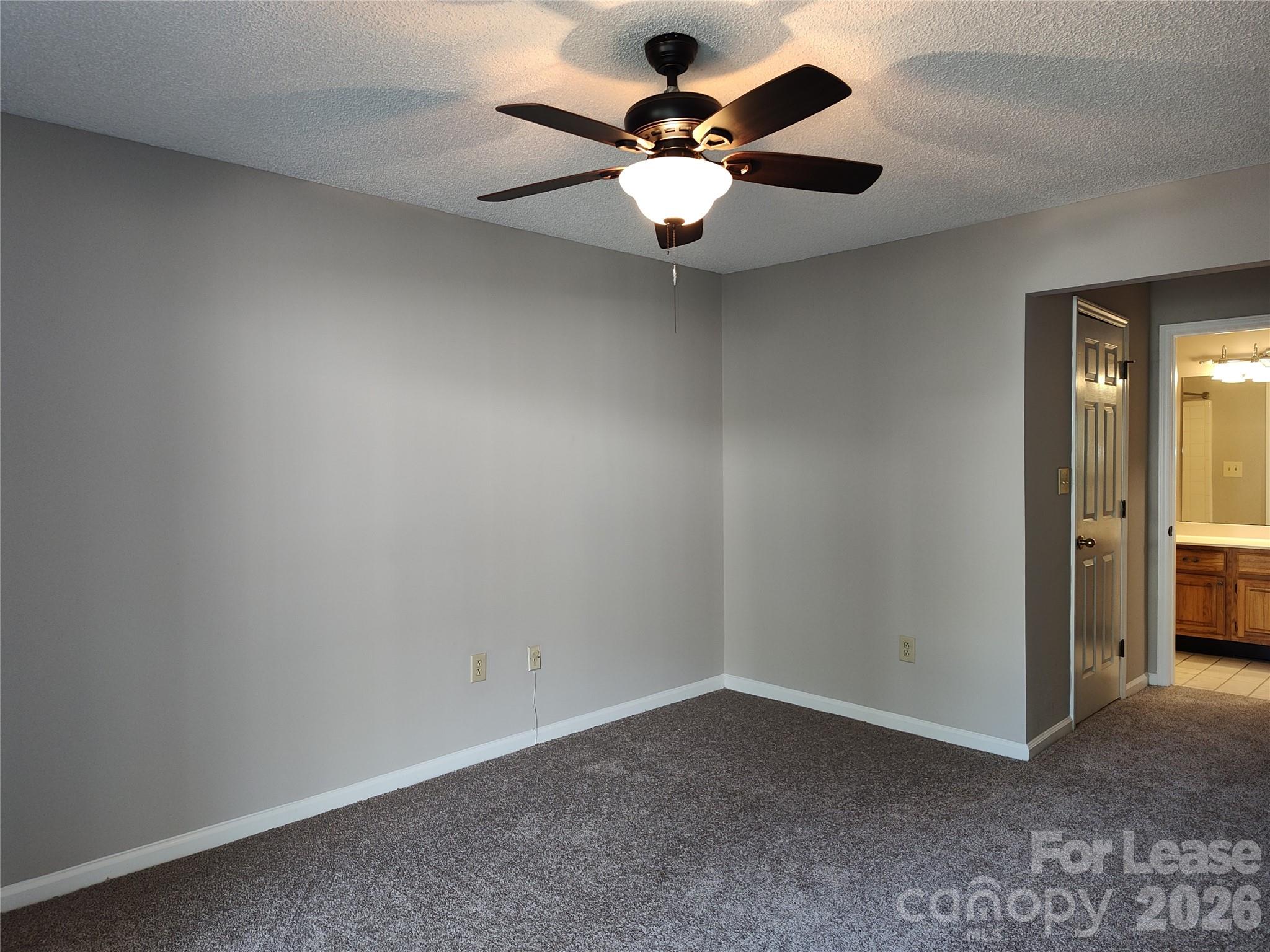 5001 Sharon Road K Property Photo 17