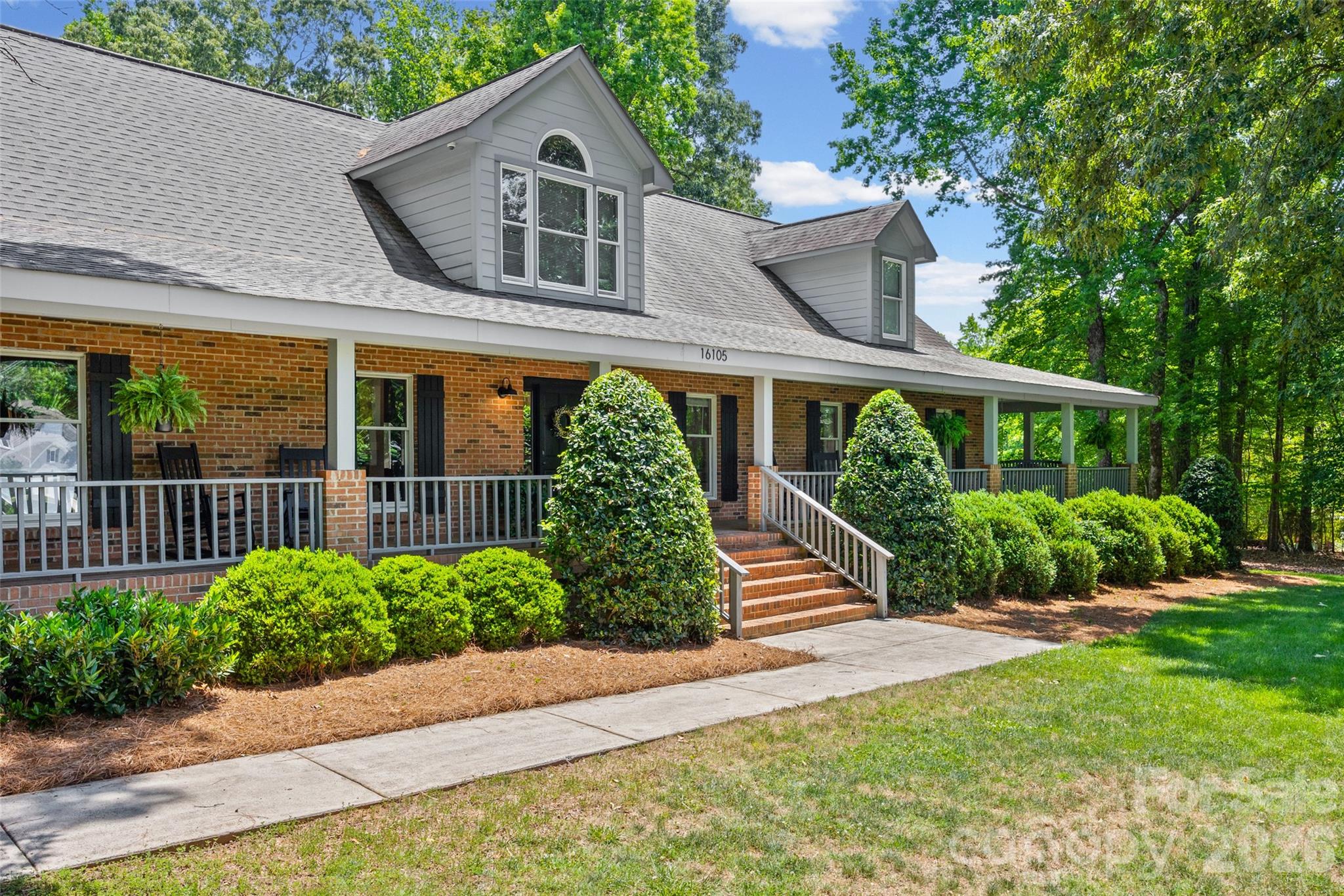16105 Langston Drive Property Photo 4