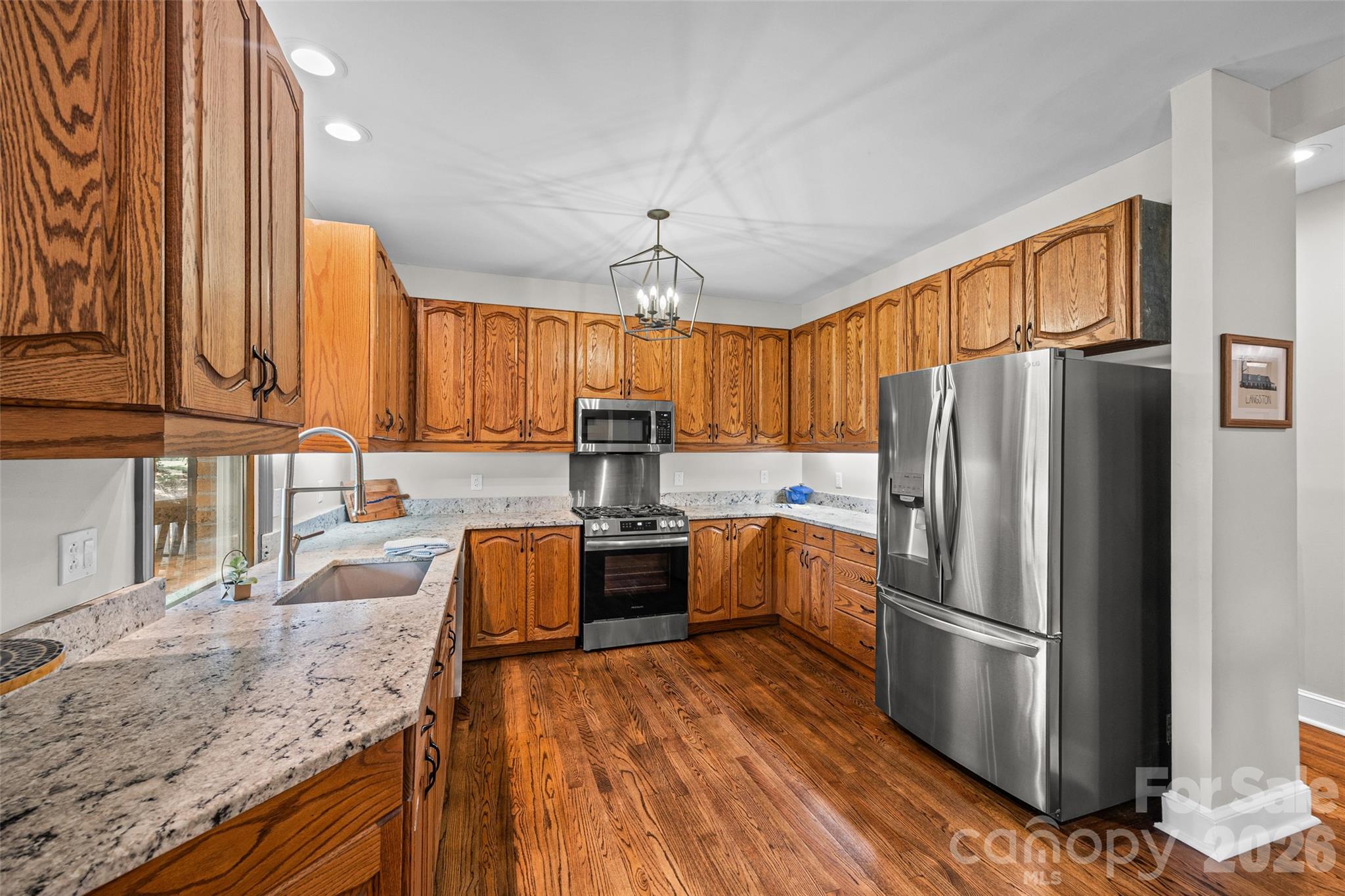 16105 Langston Drive Property Photo 10