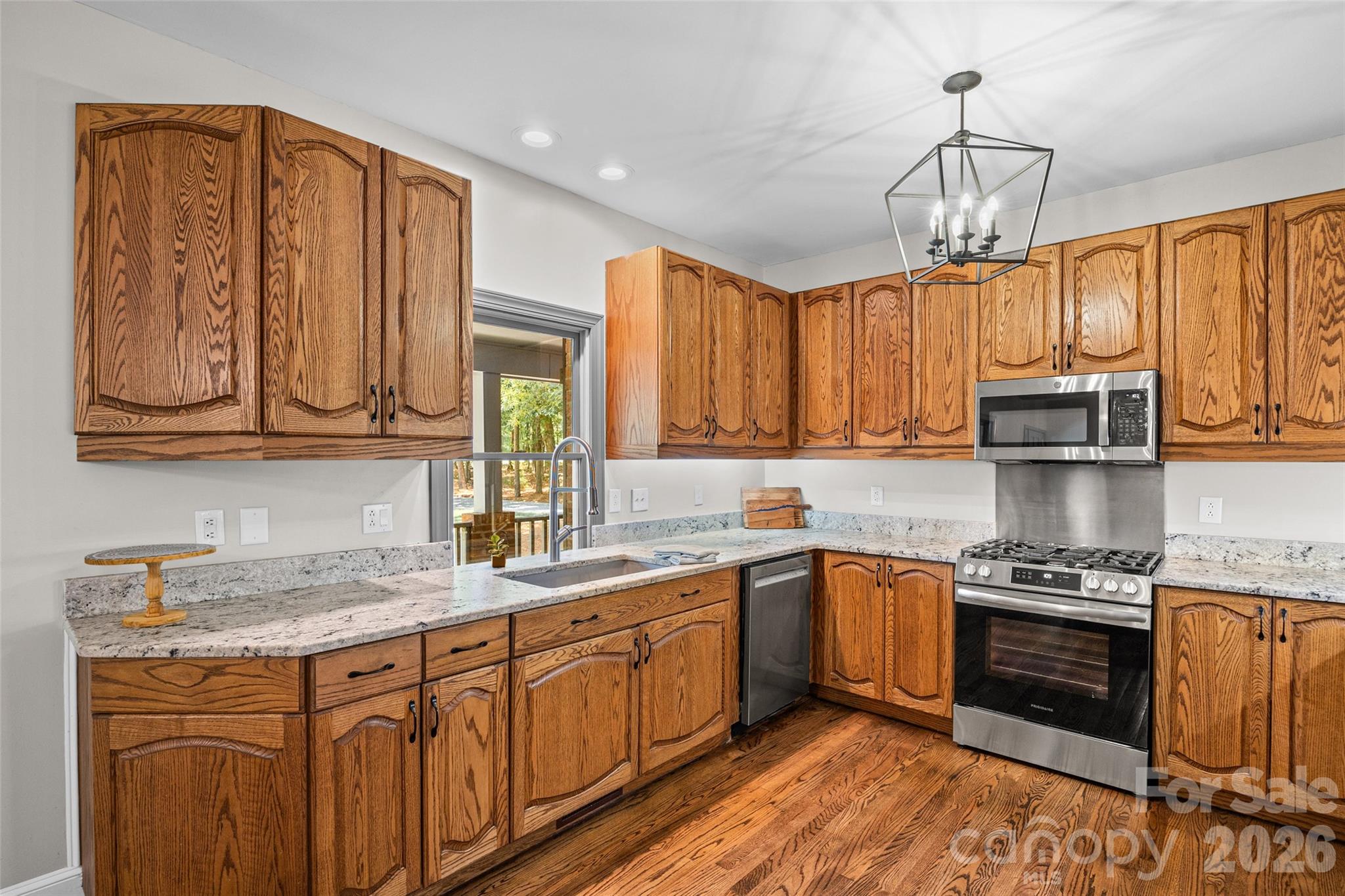 16105 Langston Drive Property Photo 11