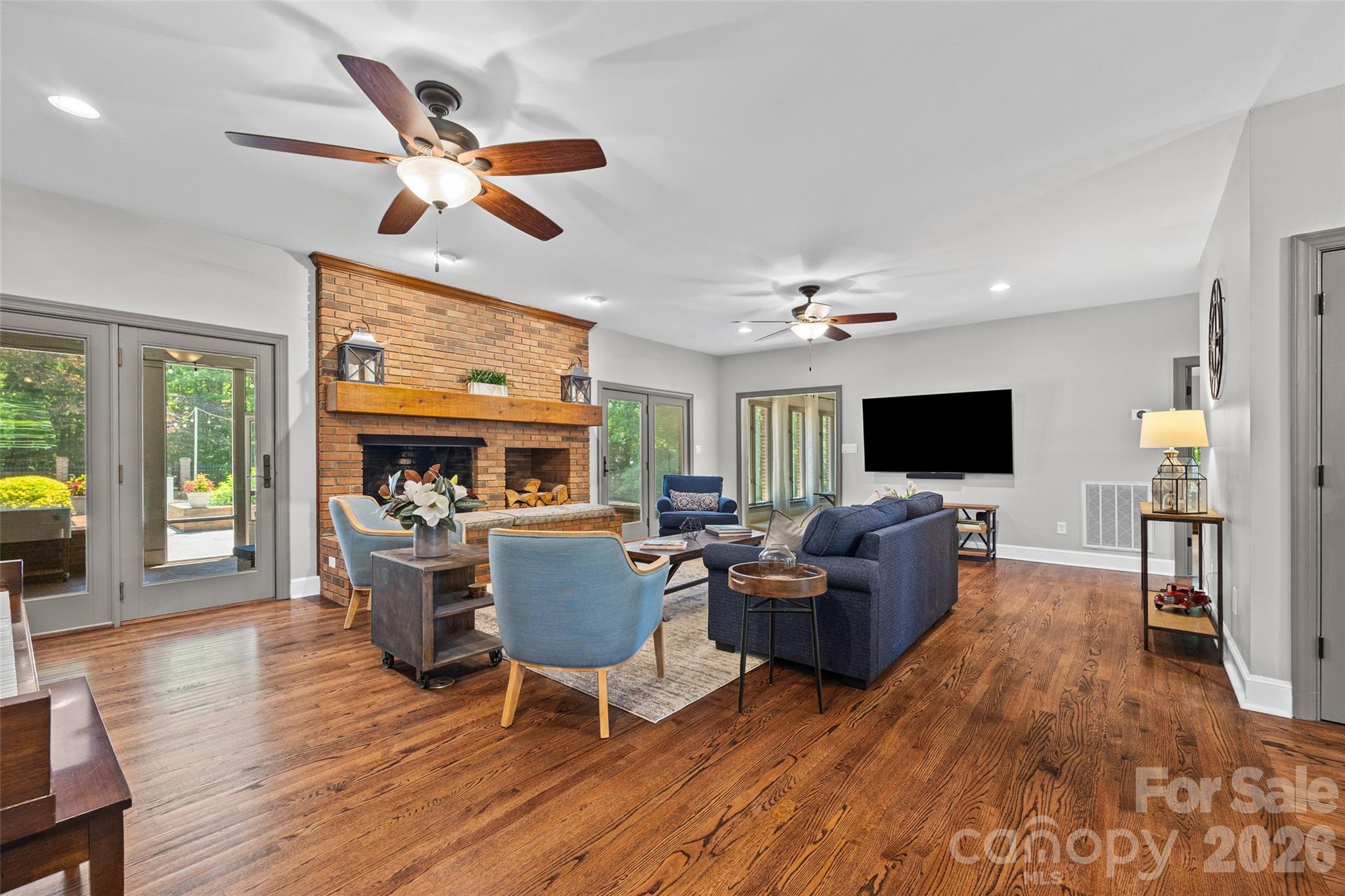 16105 Langston Drive Property Photo 12