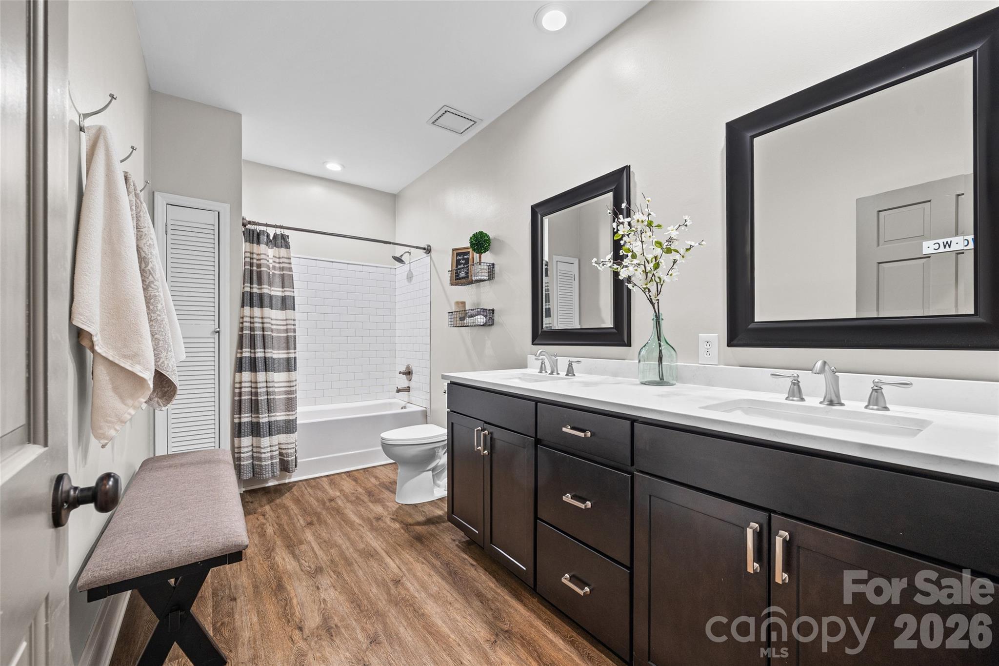 16105 Langston Drive Property Photo 20