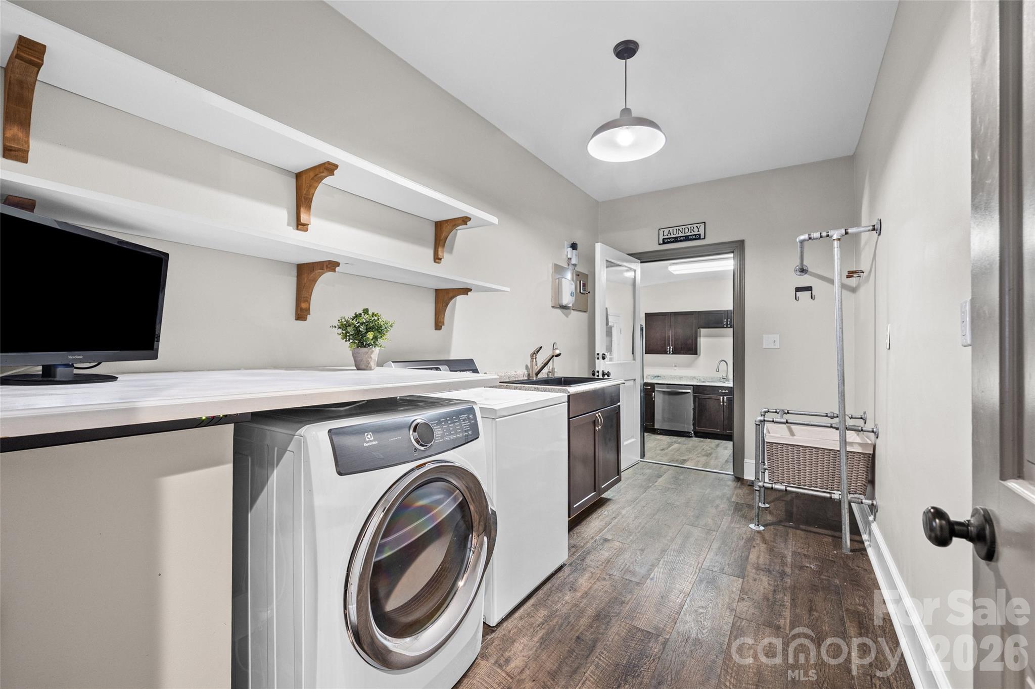 16105 Langston Drive Property Photo 26