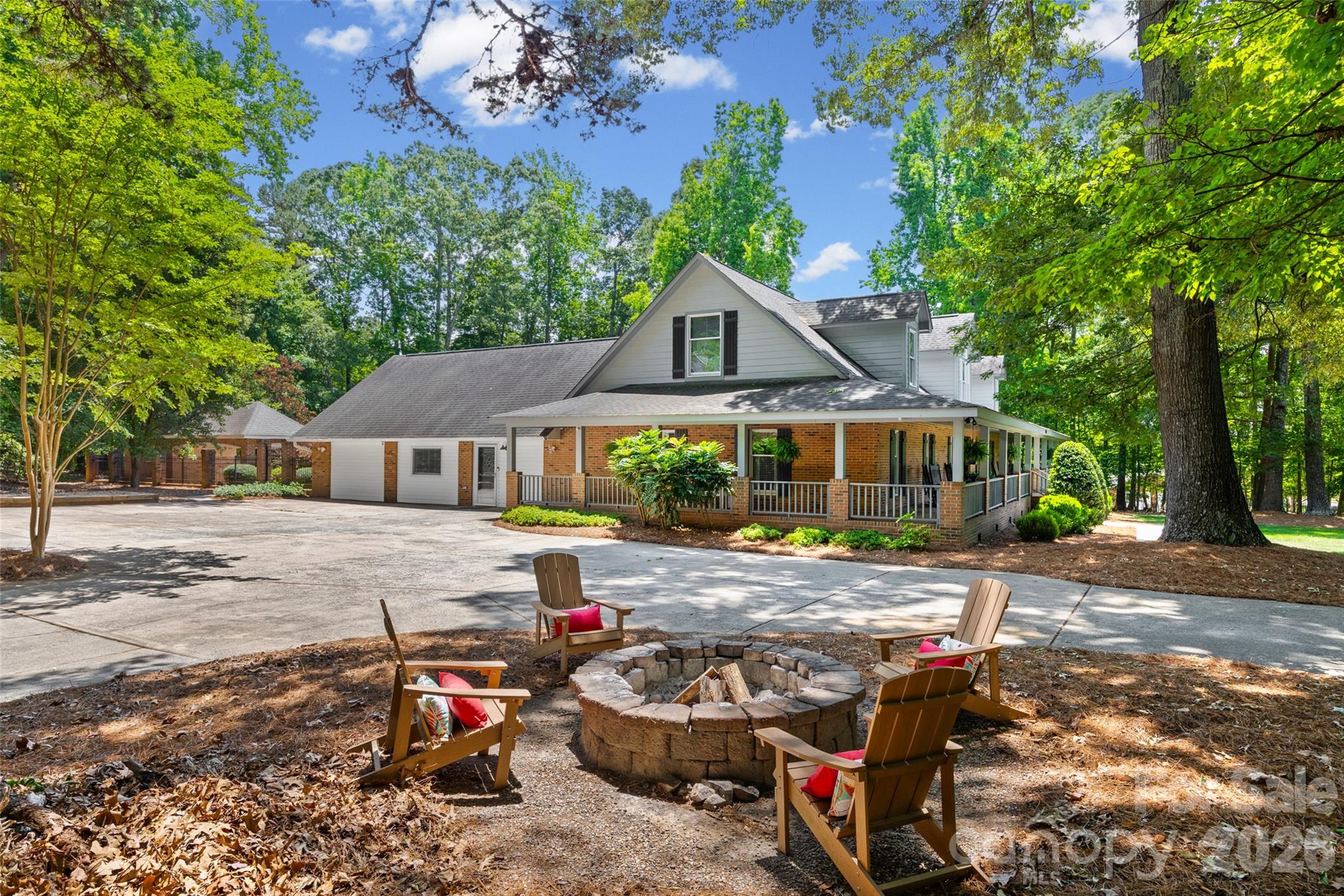 16105 Langston Drive Property Photo 43