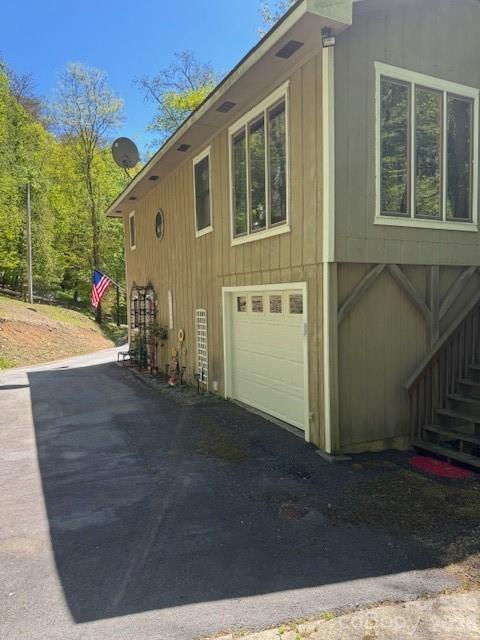 918 Plott Balsam Road Property Photo 3