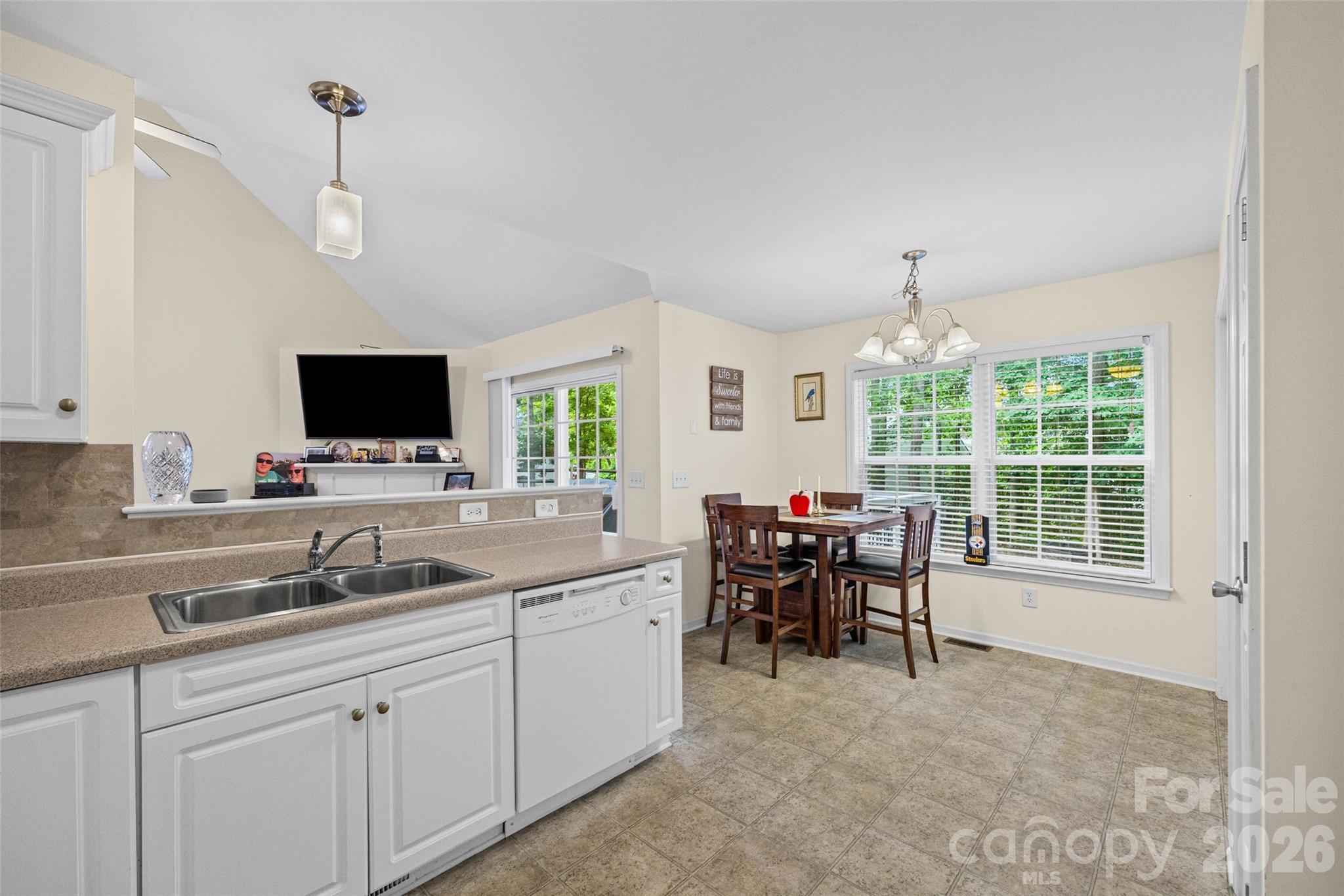 509 Kittiewake Lane Property Photo 10