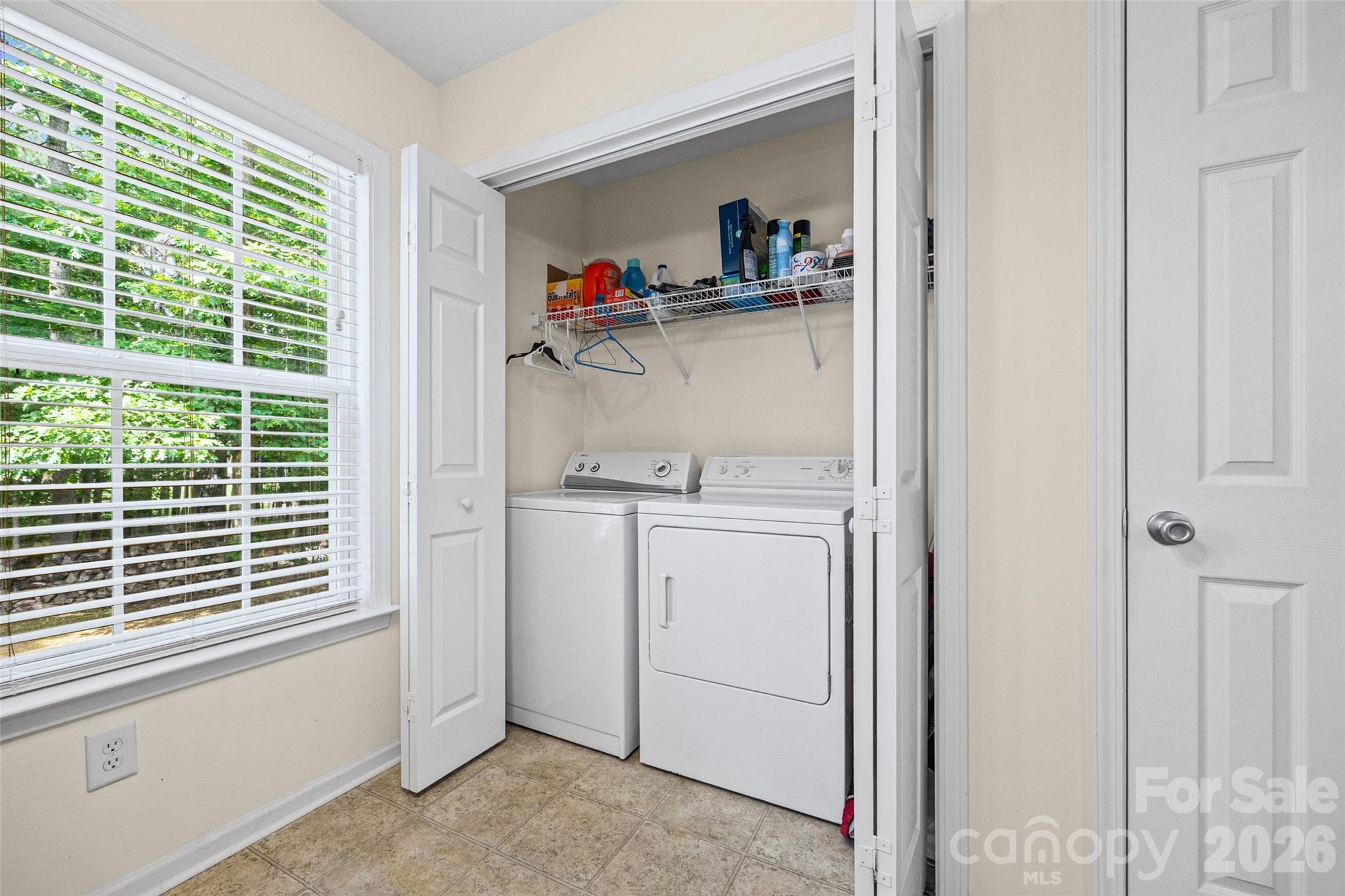 509 Kittiewake Lane Property Photo 11