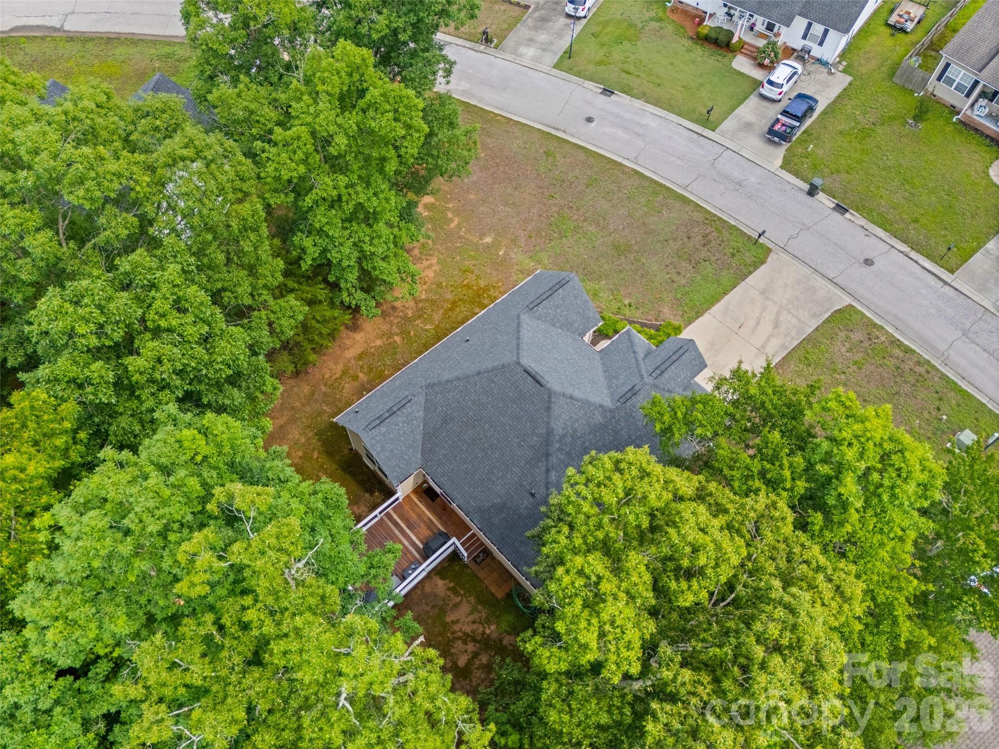509 Kittiewake Lane Property Photo 27