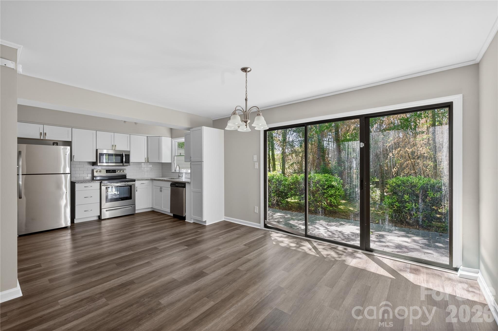 1610 Renard Ridge Road Property Photo 1