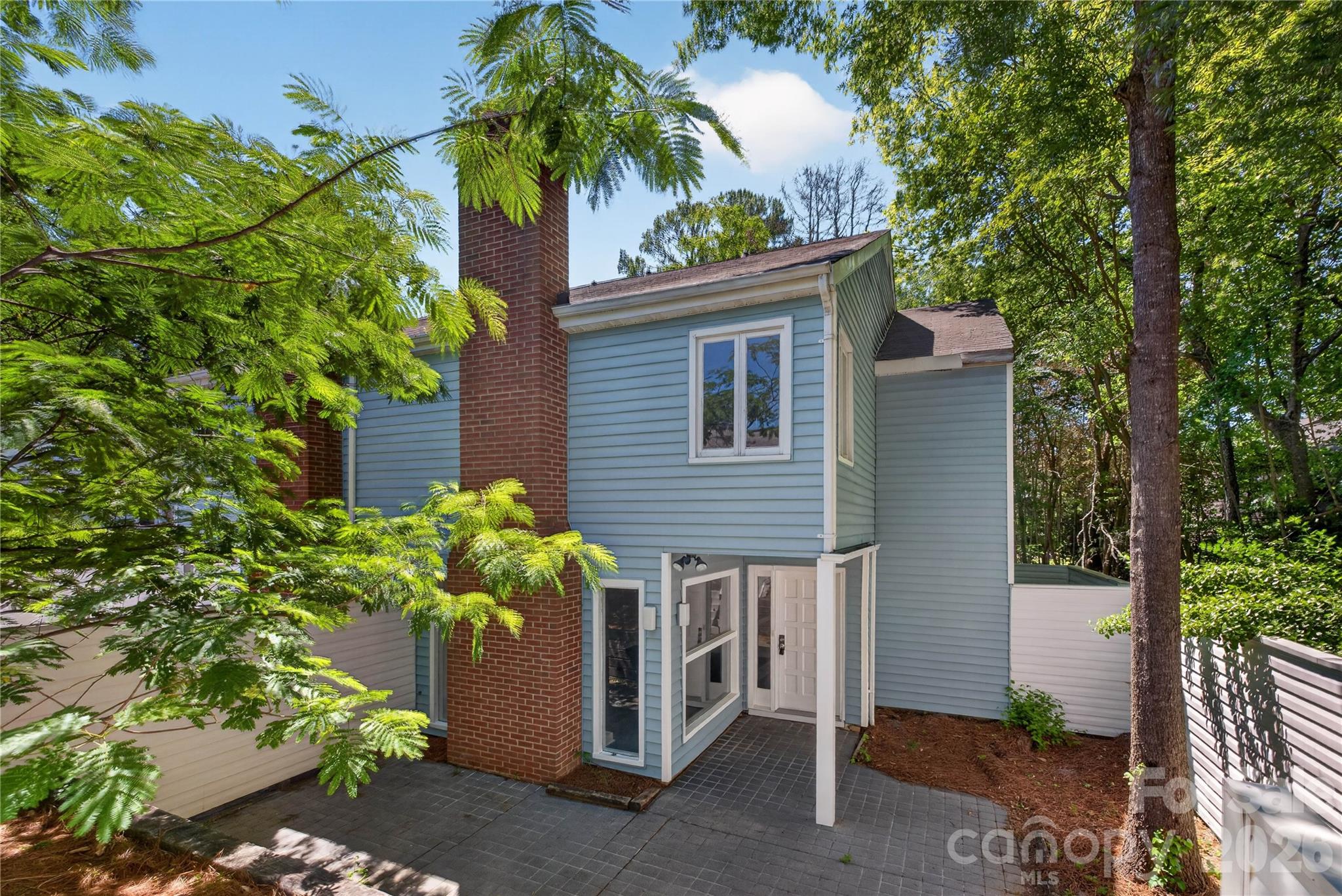 1610 Renard Ridge Road Property Photo 2