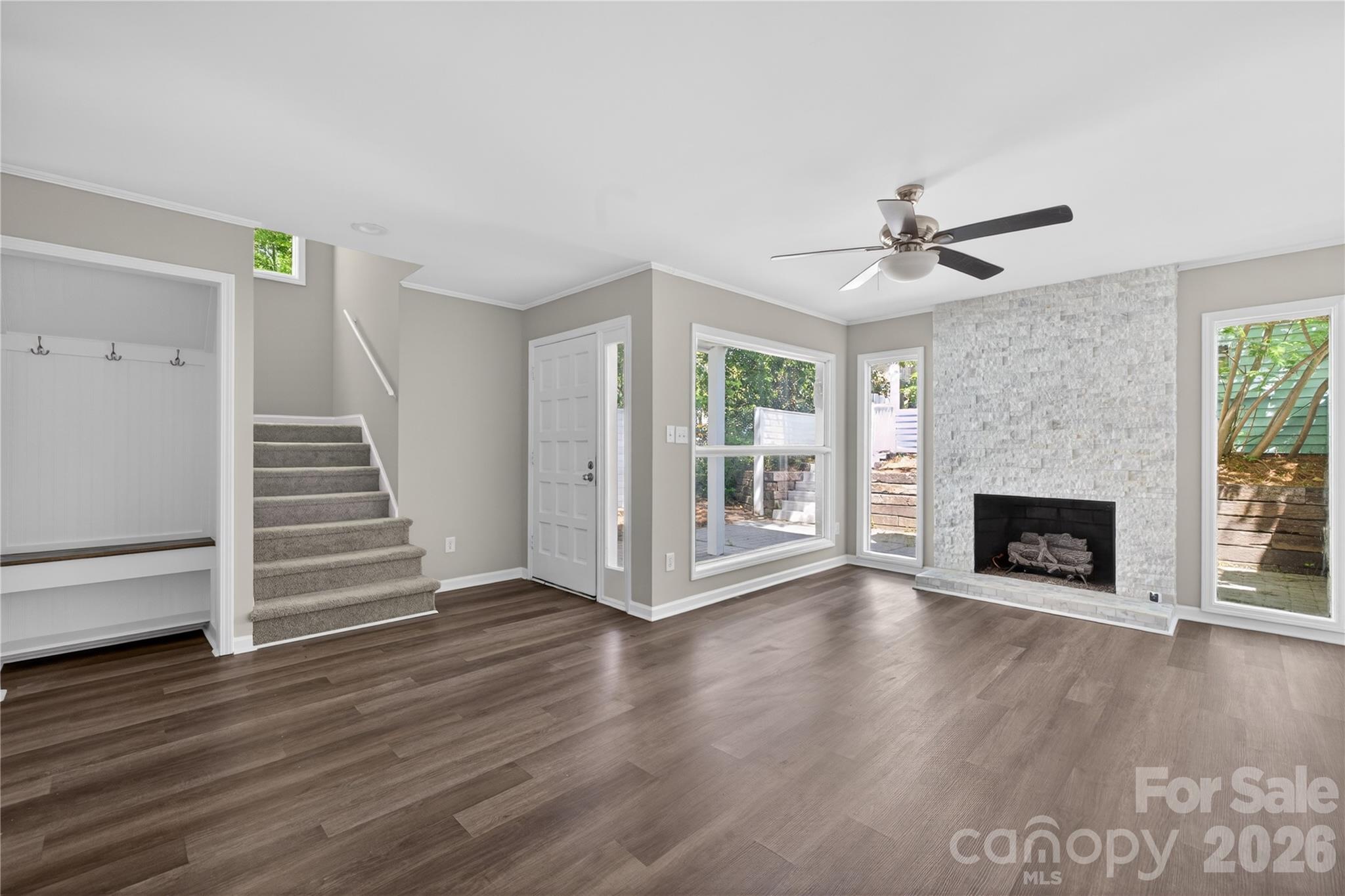 1610 Renard Ridge Road Property Photo 6
