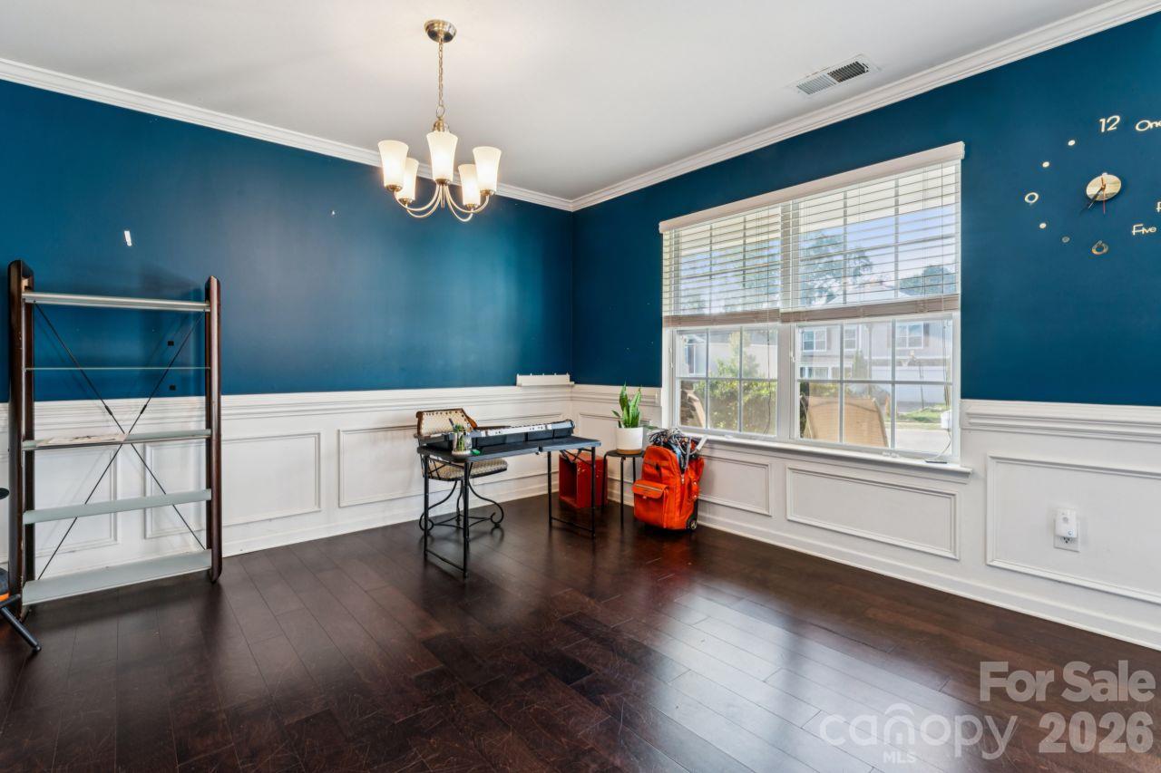 8515 Mansell Court Property Photo 2