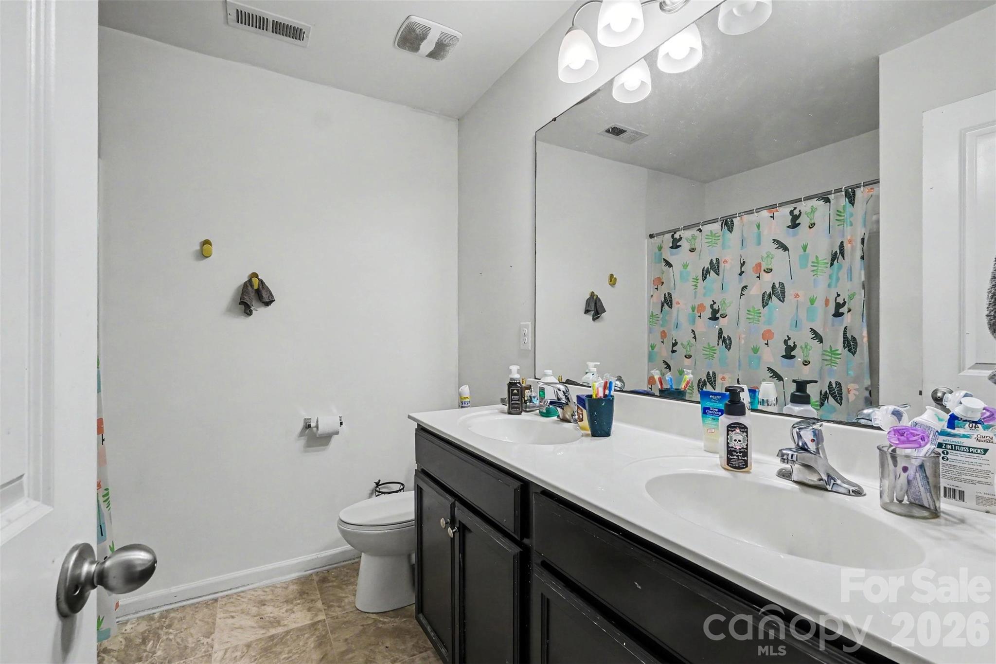 8515 Mansell Court Property Photo 9