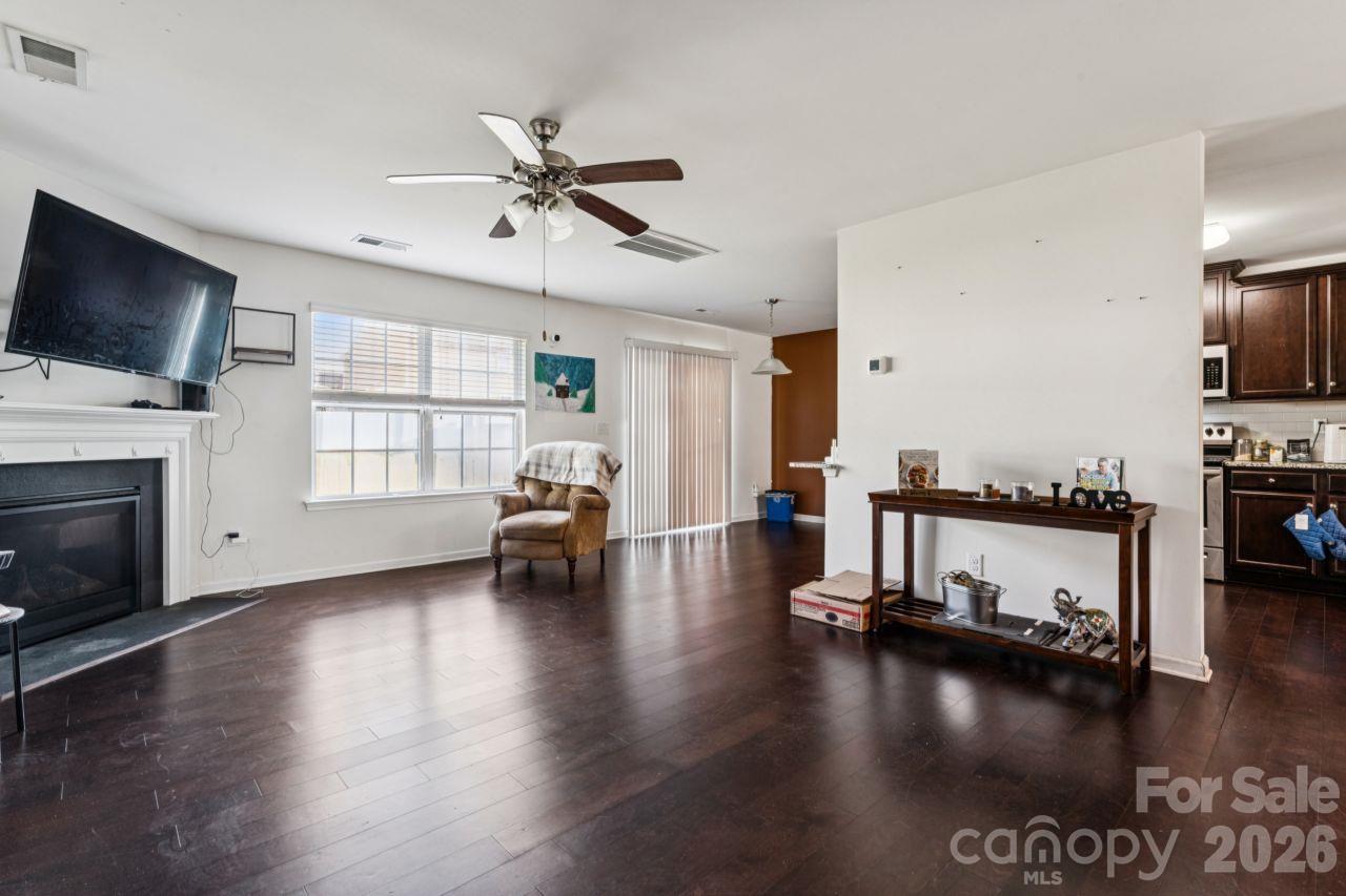8515 Mansell Court Property Photo 24