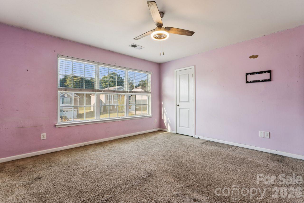 8515 Mansell Court Property Photo 32