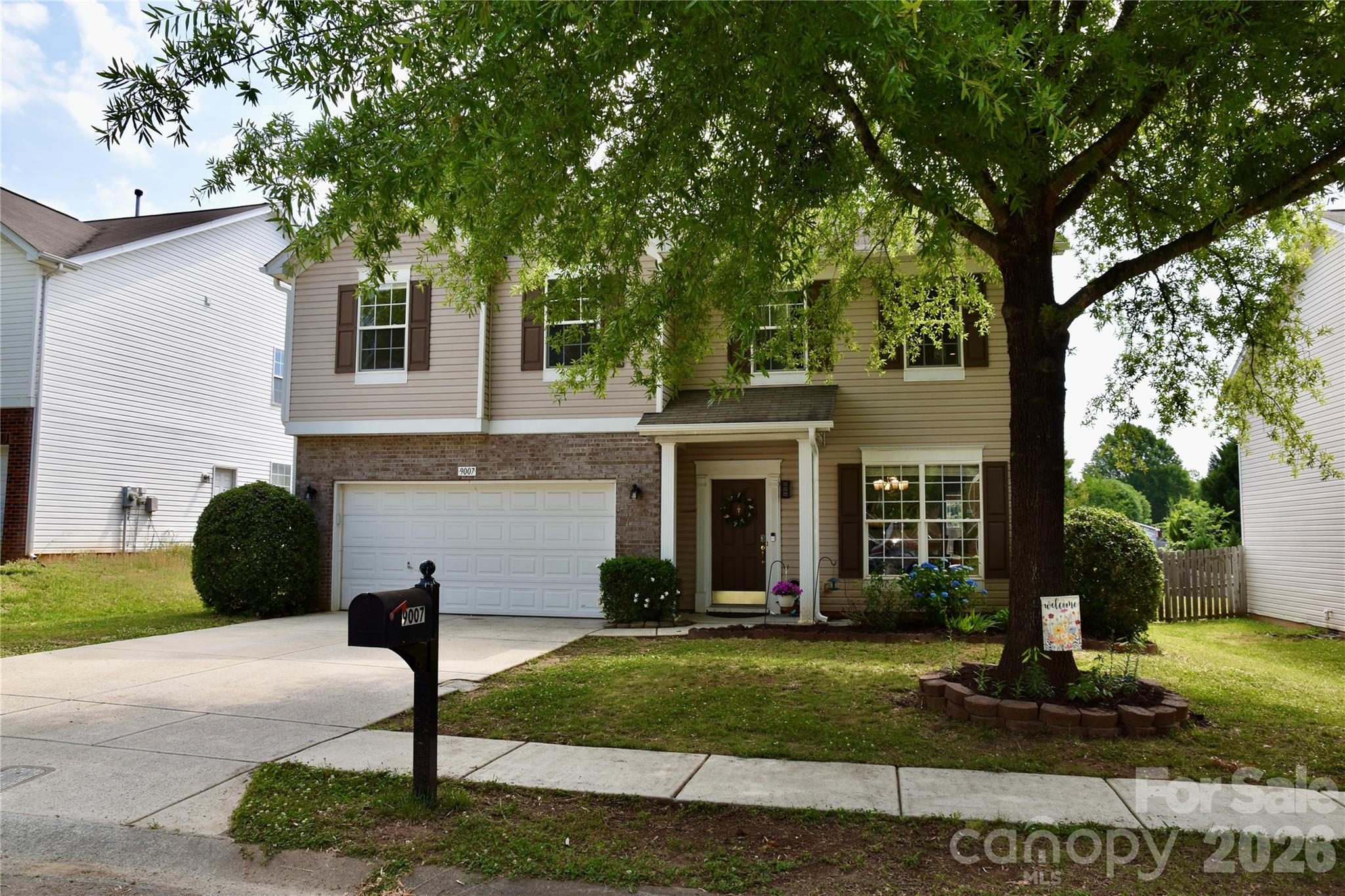 9007 Goldfields Drive Property Photo 2
