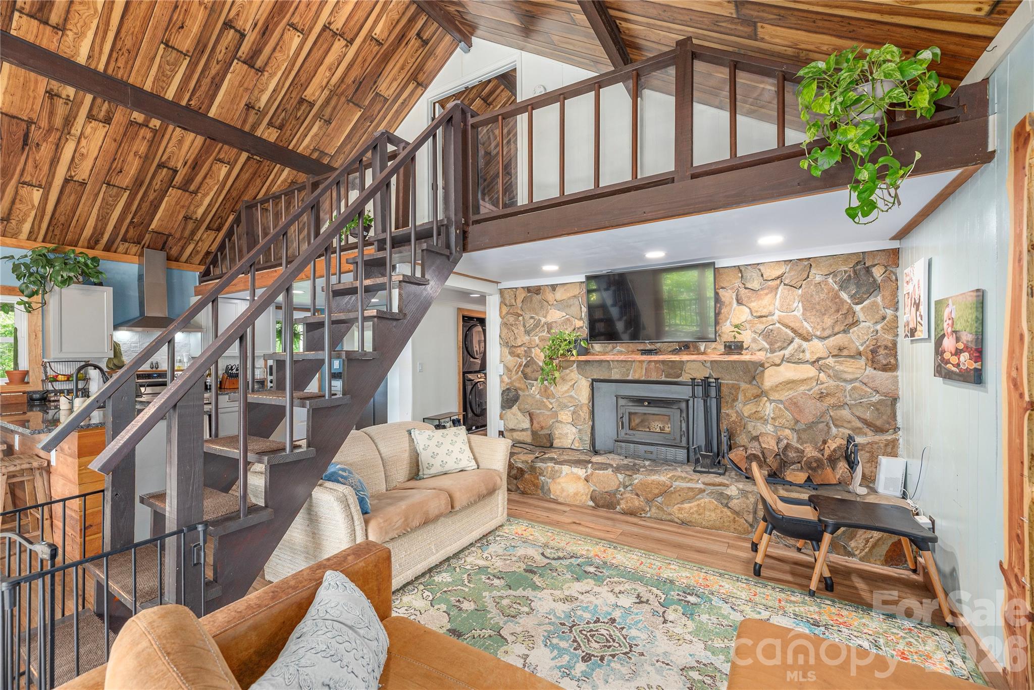 154 Timberside Drive Property Photo 15