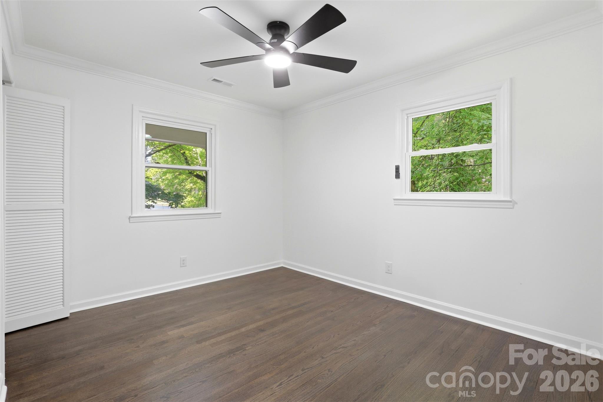 222 Sherwood Circle Property Photo 17
