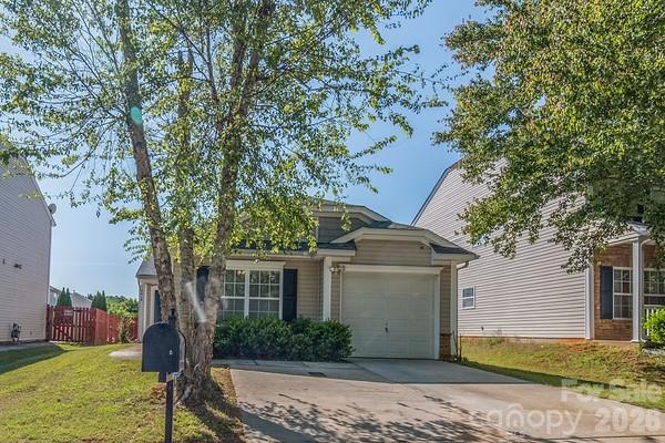 2416 Buckleigh Drive Property Photo 2