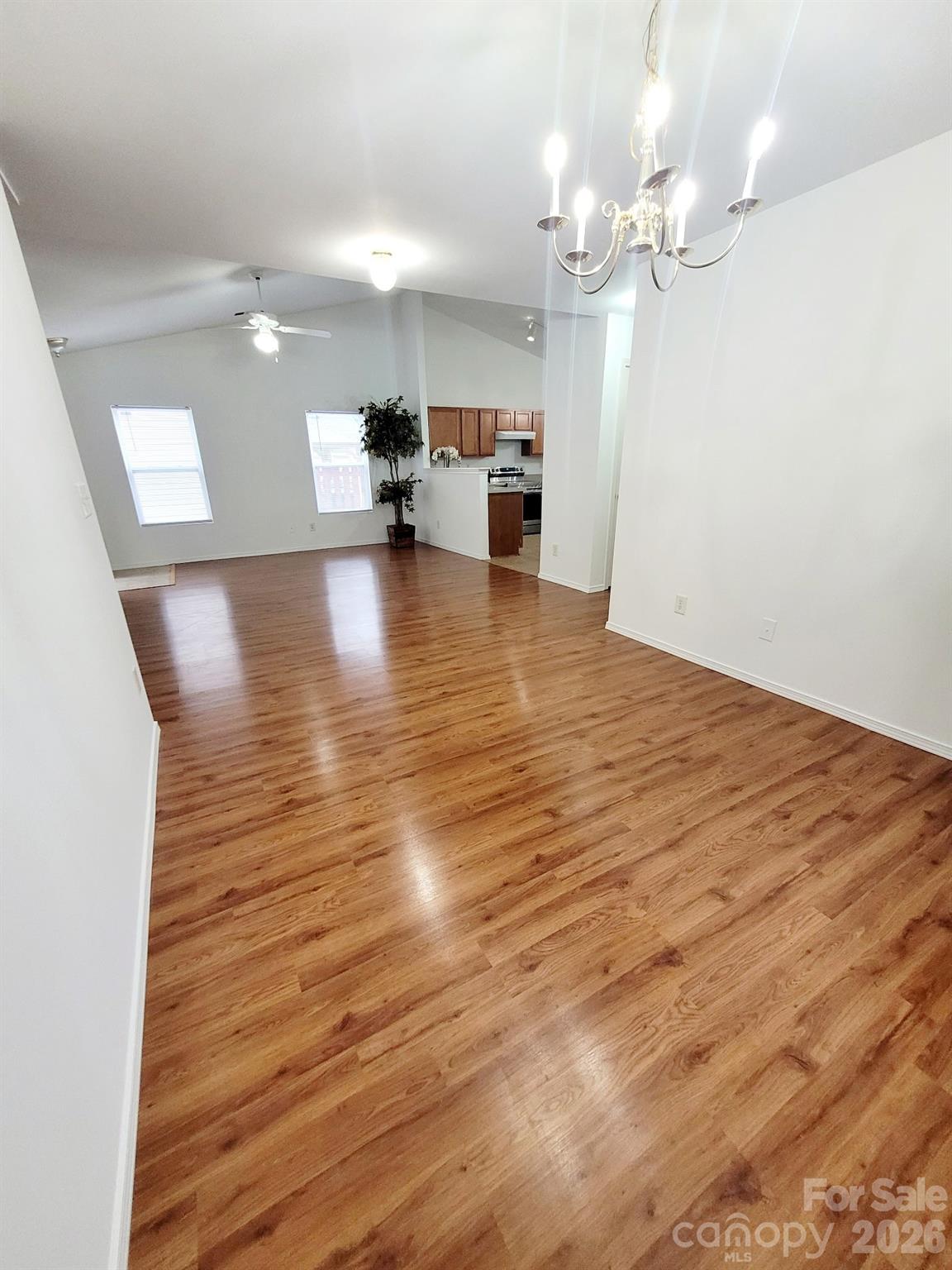 2416 Buckleigh Drive Property Photo 6