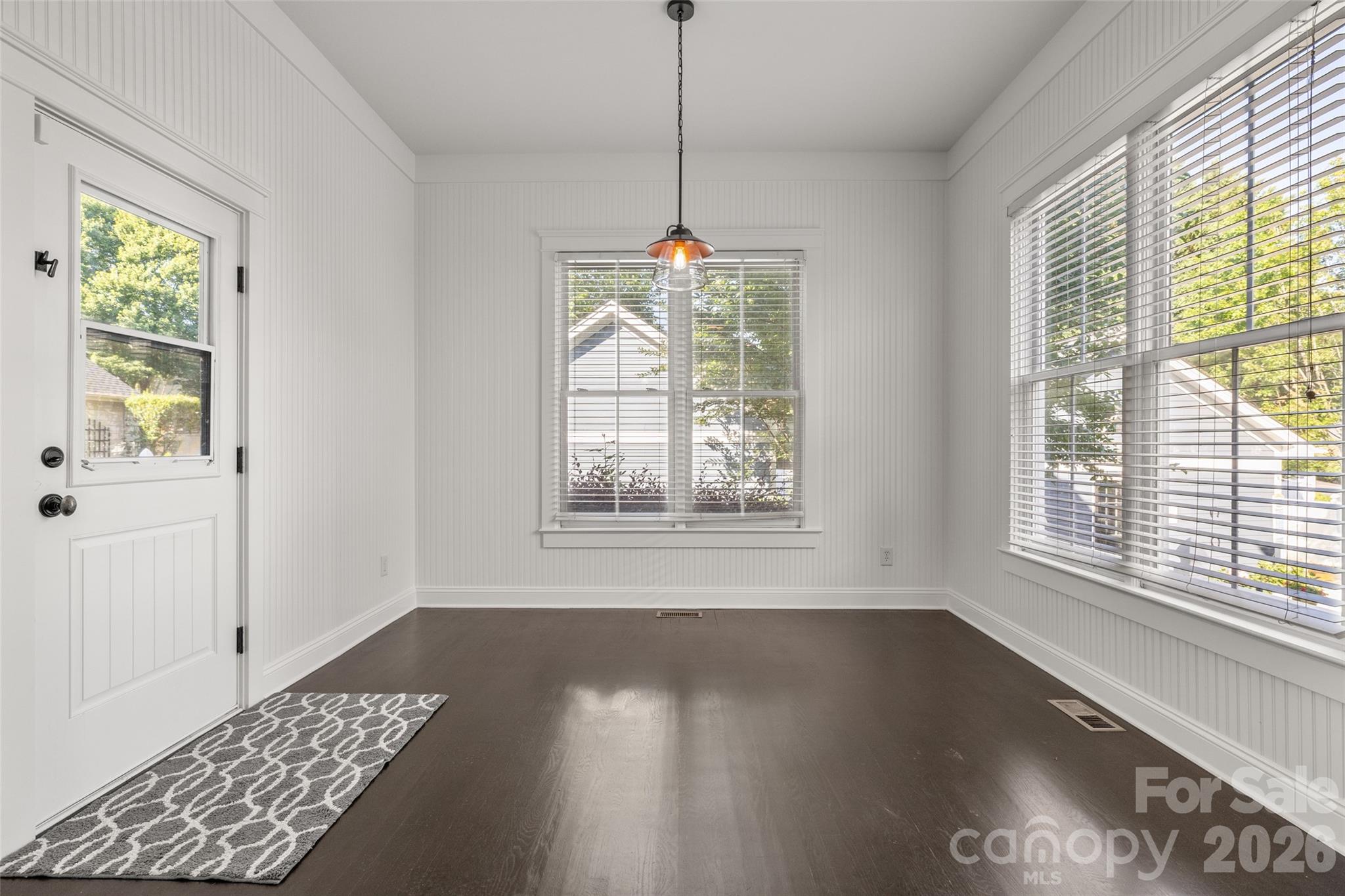613 Bracket Street 522 Property Photo 10