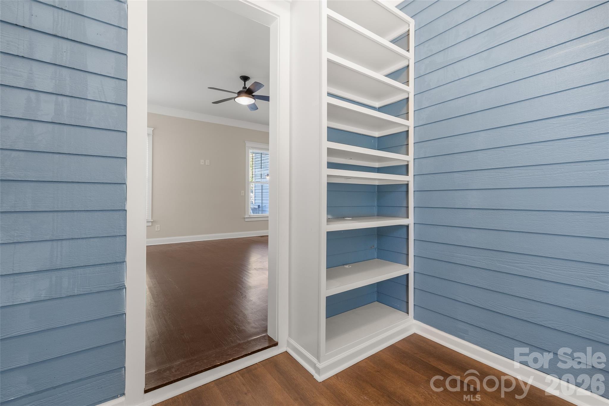 613 Bracket Street 522 Property Photo 13