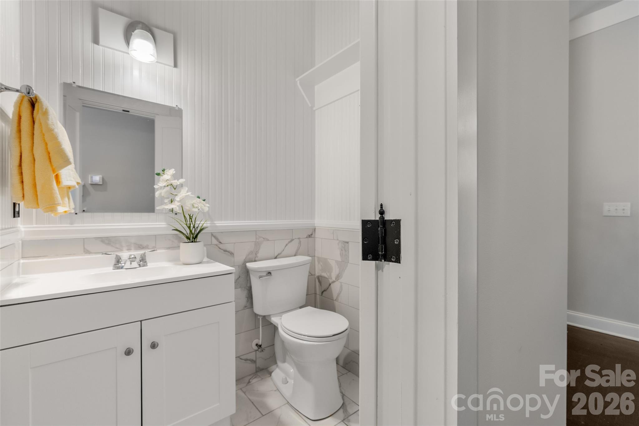 613 Bracket Street 522 Property Photo 18