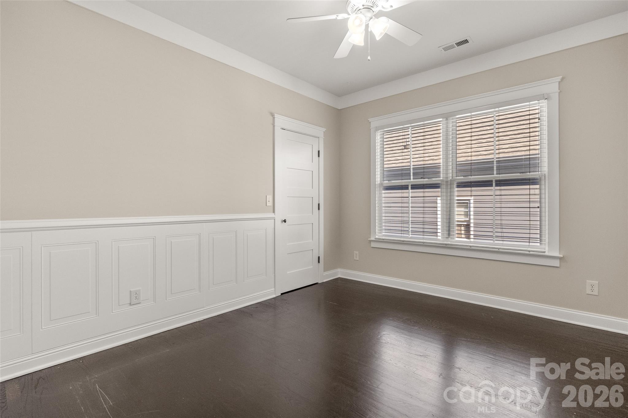 613 Bracket Street 522 Property Photo 21