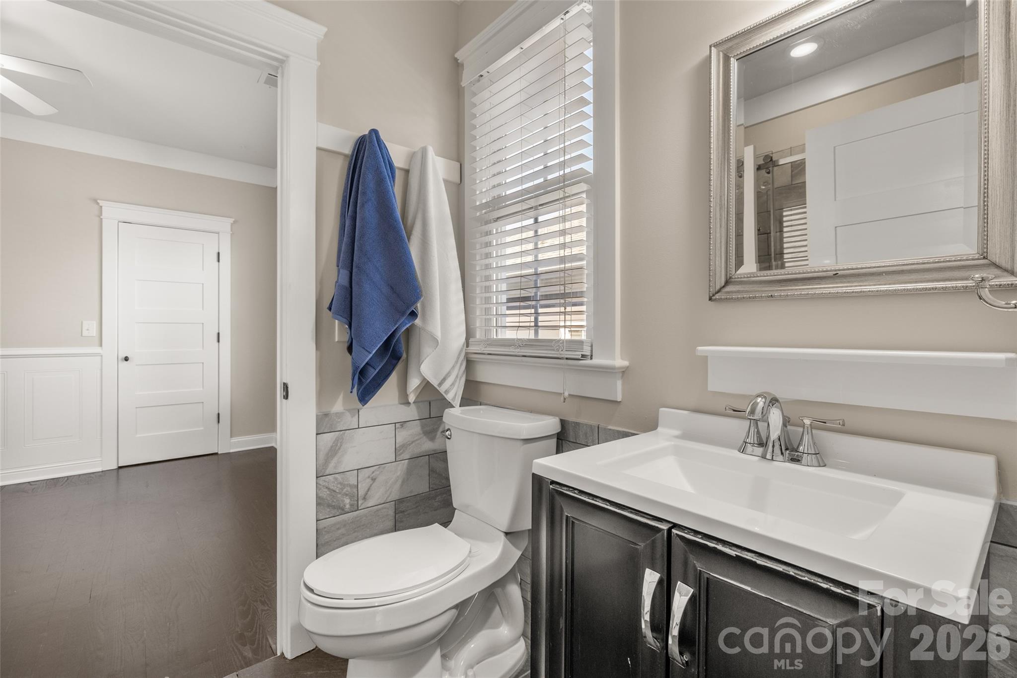 613 Bracket Street 522 Property Photo 24
