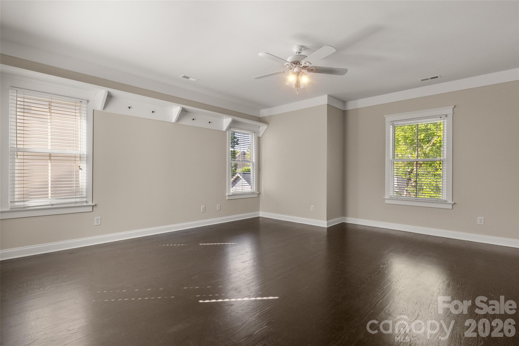 613 Bracket Street 522 Property Photo 26