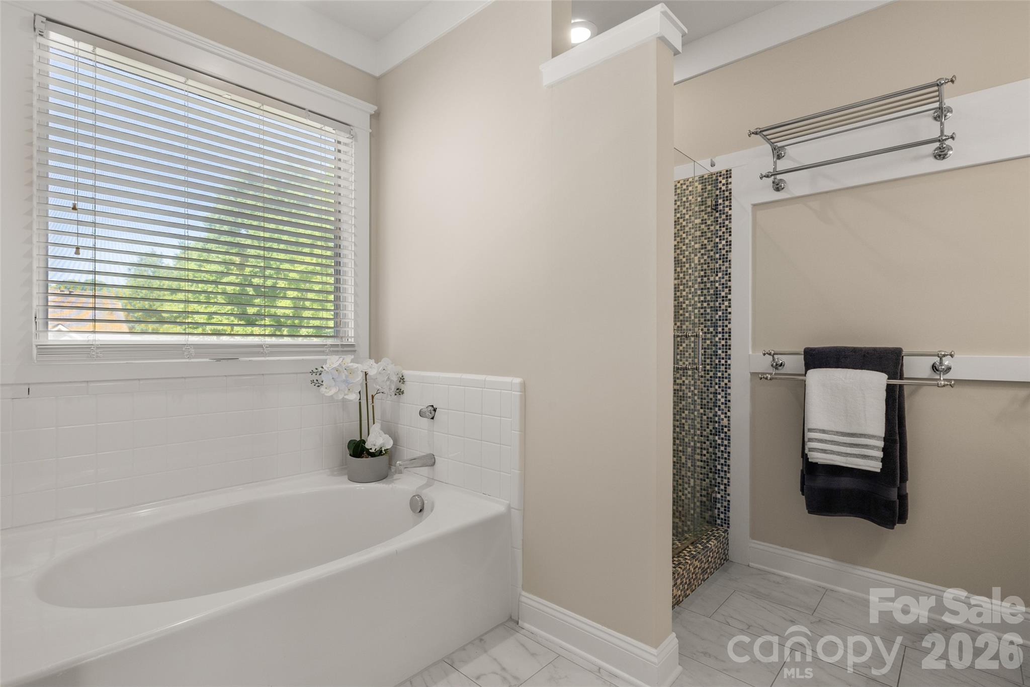 613 Bracket Street 522 Property Photo 29