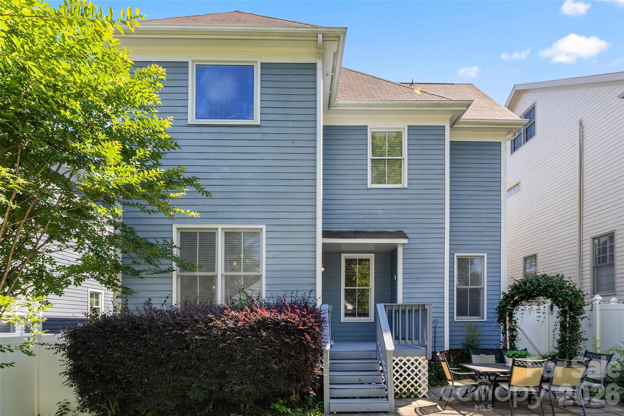 613 Bracket Street 522 Property Photo 32