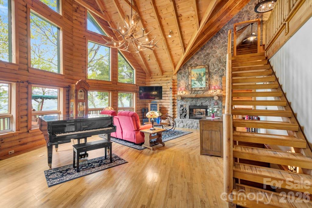 35 Falcon Crest Loop Property Photo 7