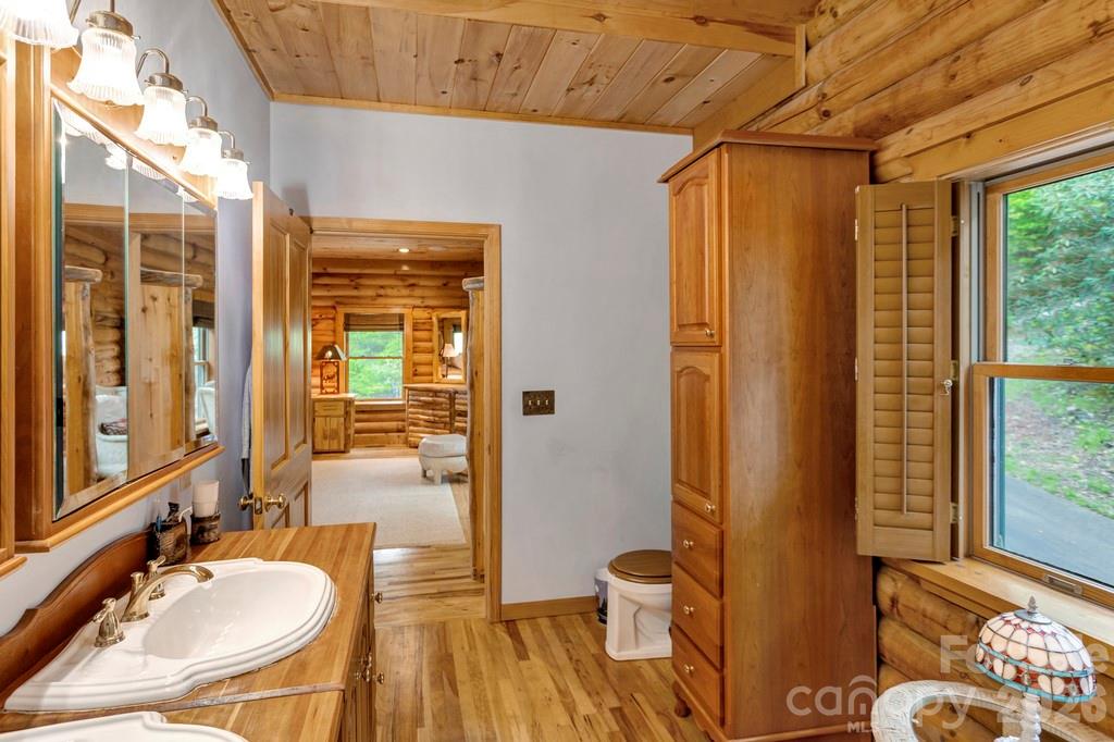 35 Falcon Crest Loop Property Photo 18