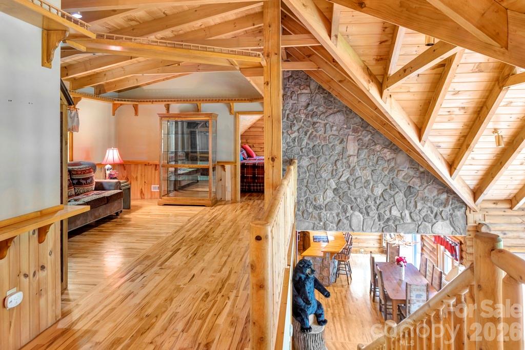 35 Falcon Crest Loop Property Photo 21