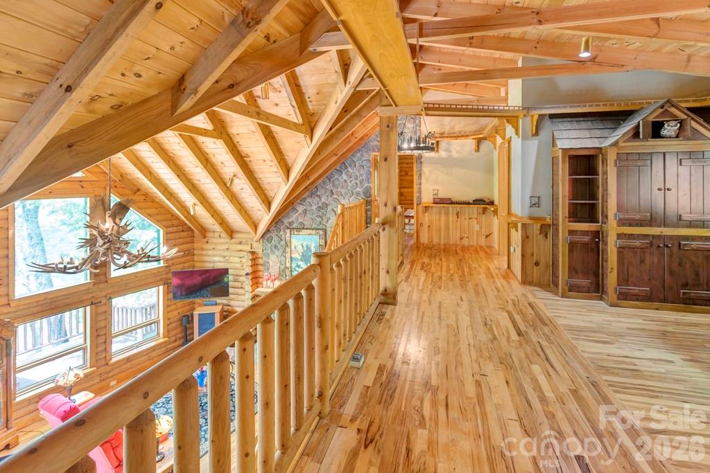 35 Falcon Crest Loop Property Photo 26