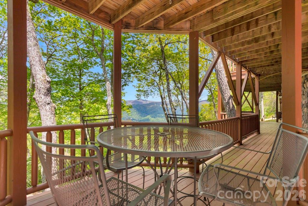 35 Falcon Crest Loop Property Photo 38