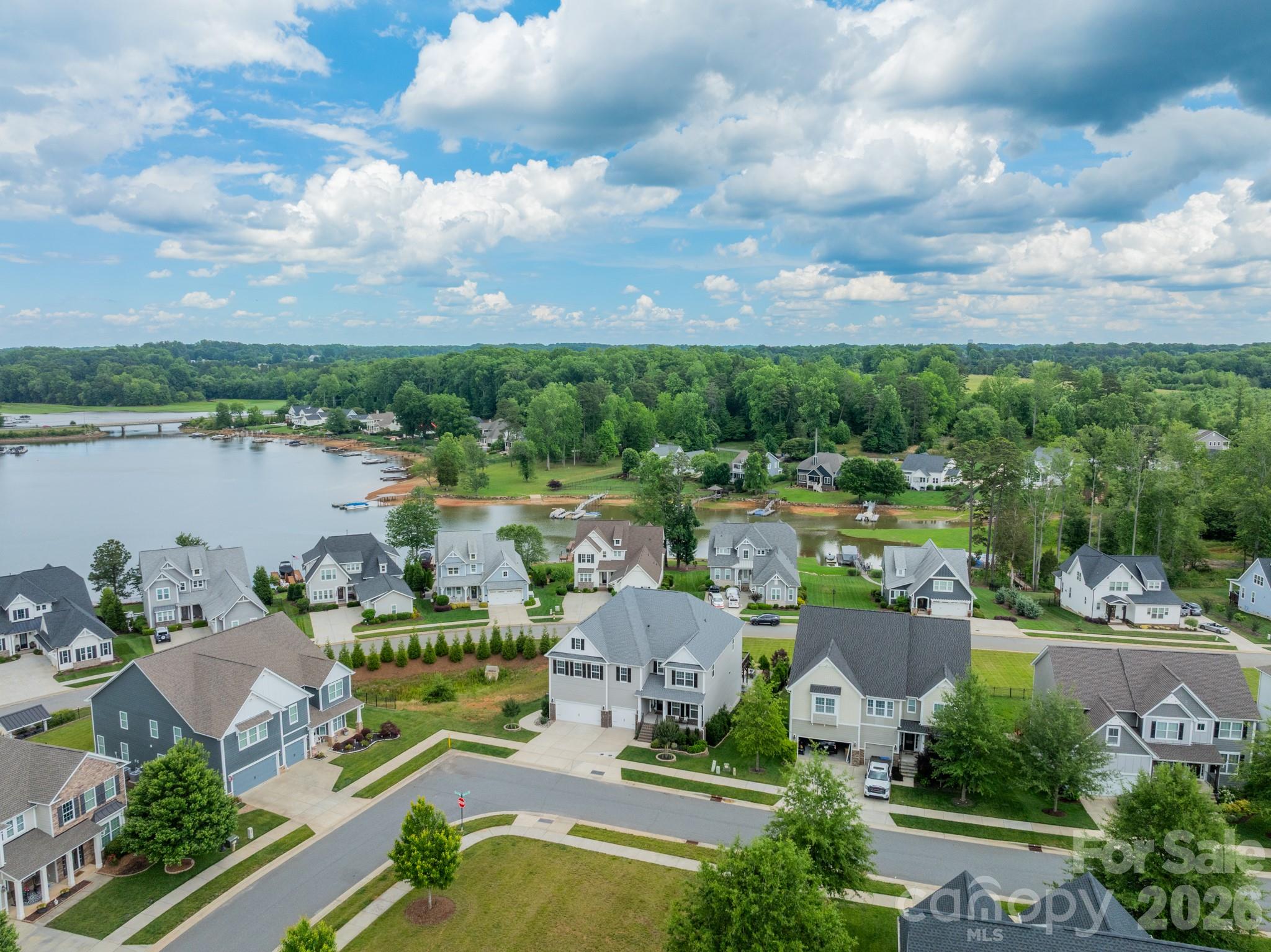 208 Canoe Pole Lane Property Photo 2