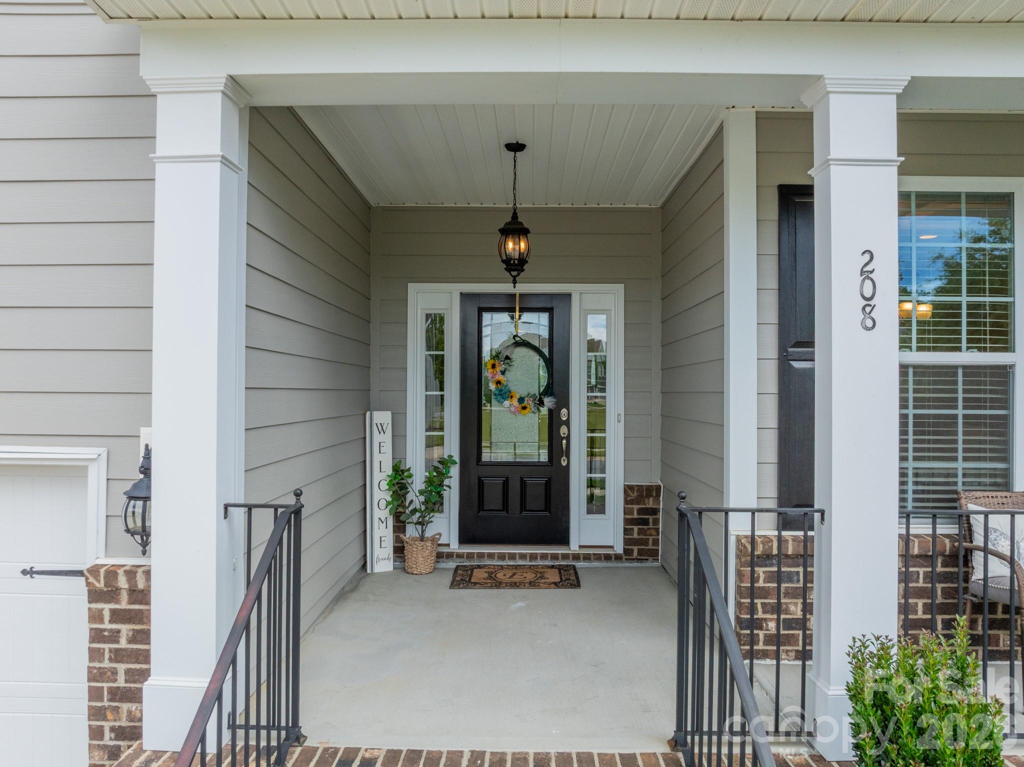 208 Canoe Pole Lane Property Photo 8
