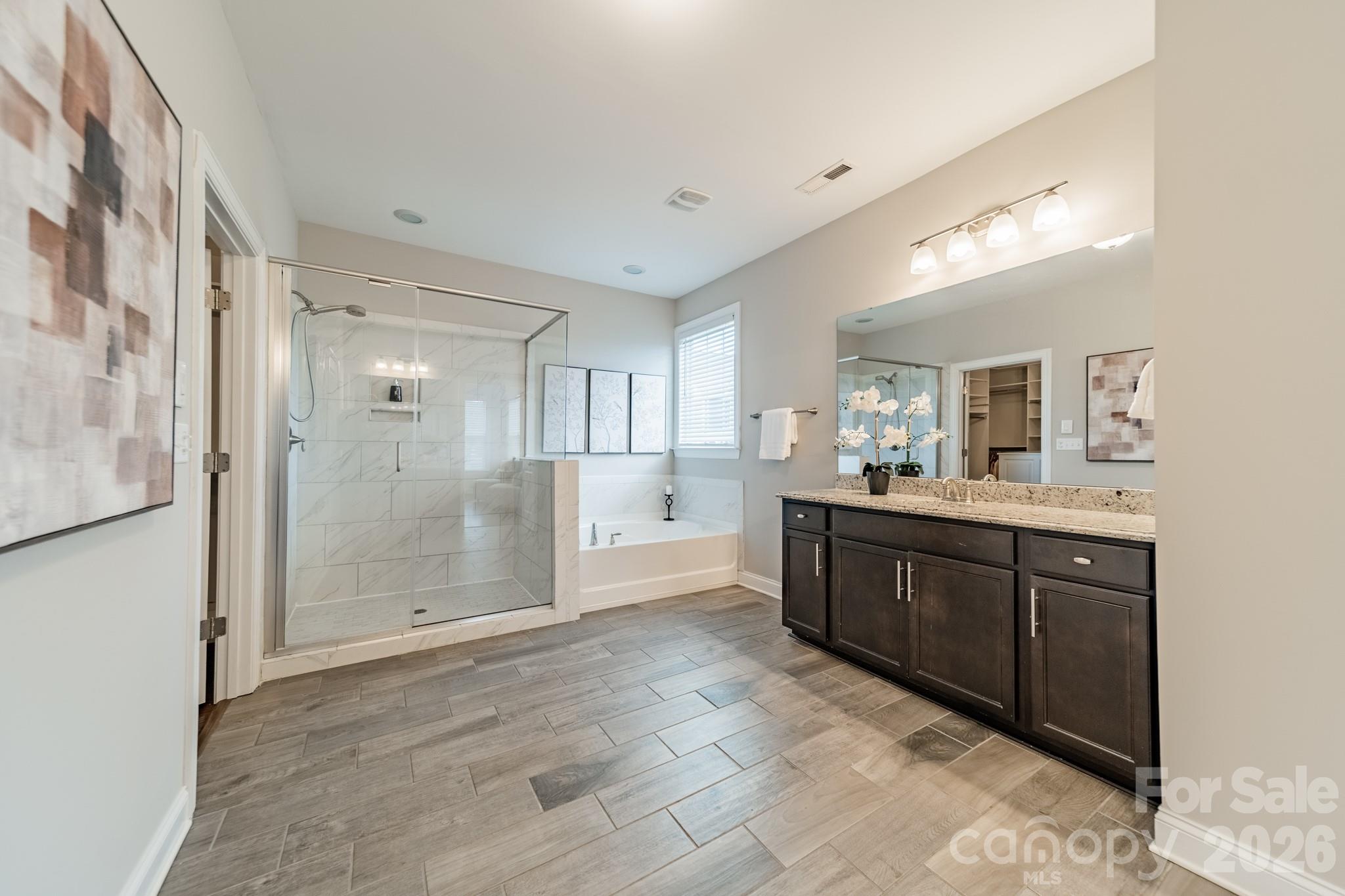 208 Canoe Pole Lane Property Photo 19
