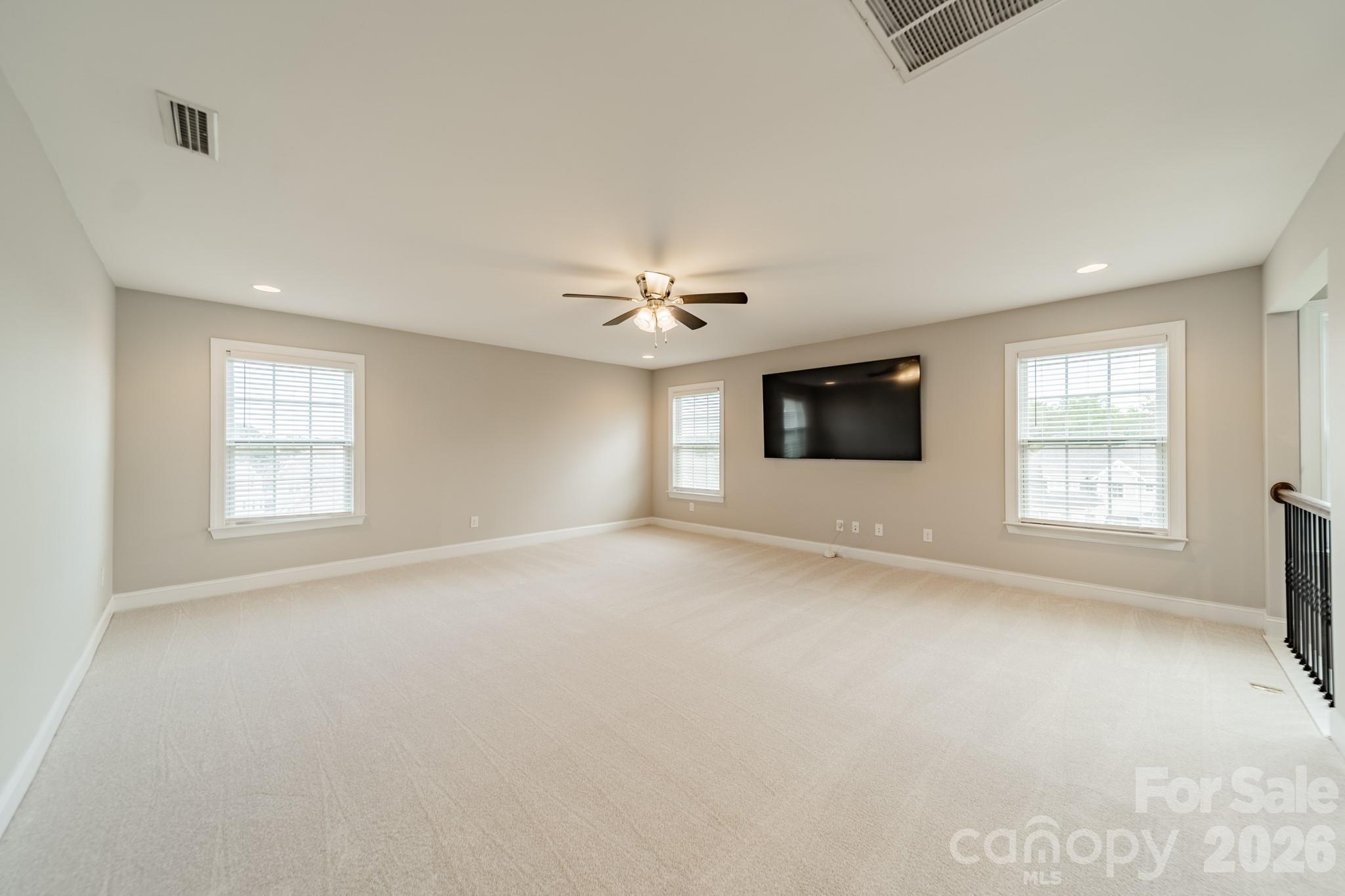 208 Canoe Pole Lane Property Photo 29